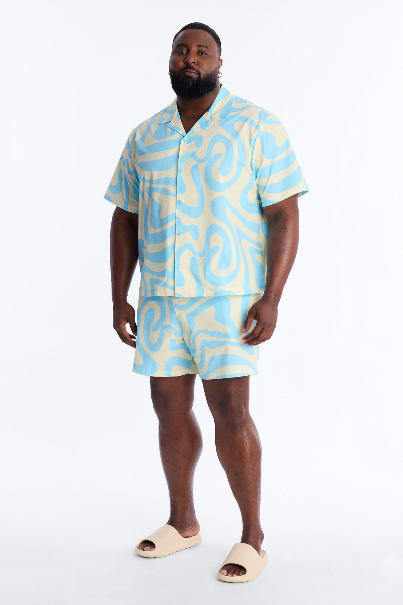 Relaxed Groovy Abstract Printed Seersucker Cuban Collar Button Up Shirt - Blue