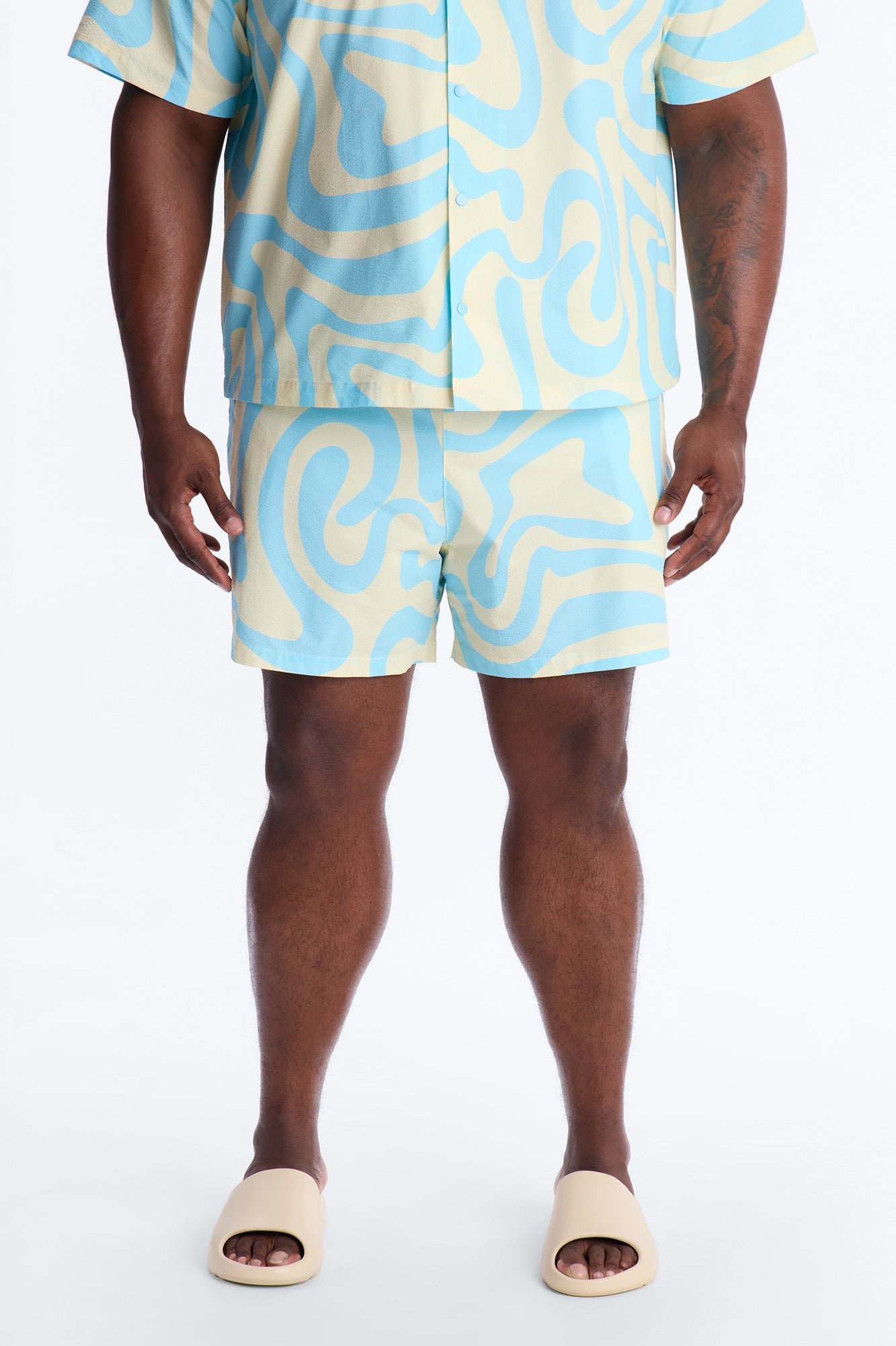 Groovy Abstract Printed Seersucker Swim Trunk 6″ - Blue