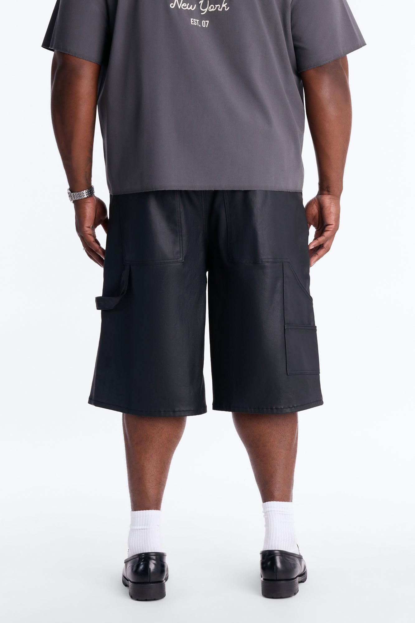 Baggy Liquid Coated Waxed Short - Black