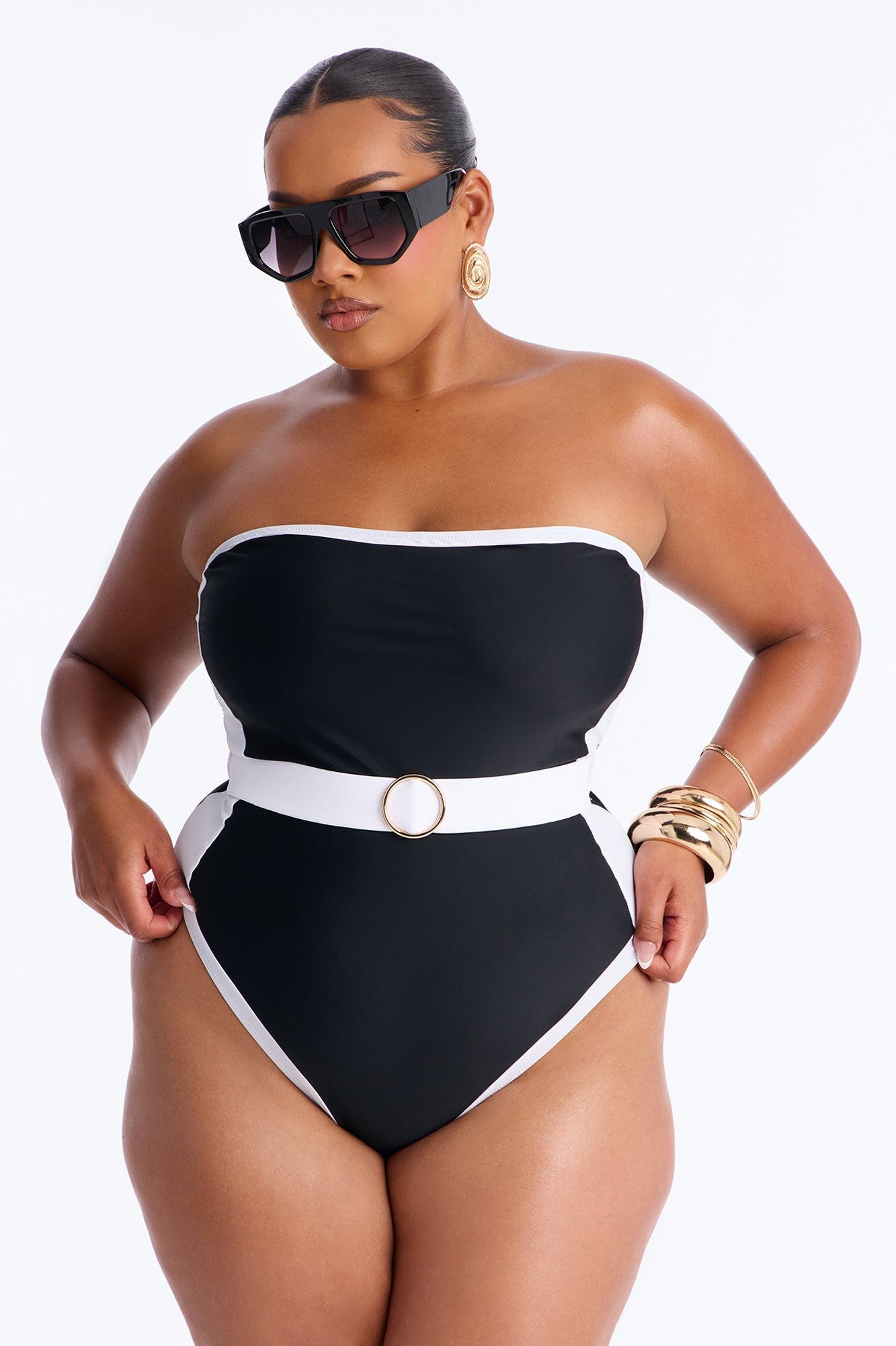 Sunny Days Colorblock Hardware Strapless 1 Piece Swimsuit - Black/White NEWFASHIONEDGE