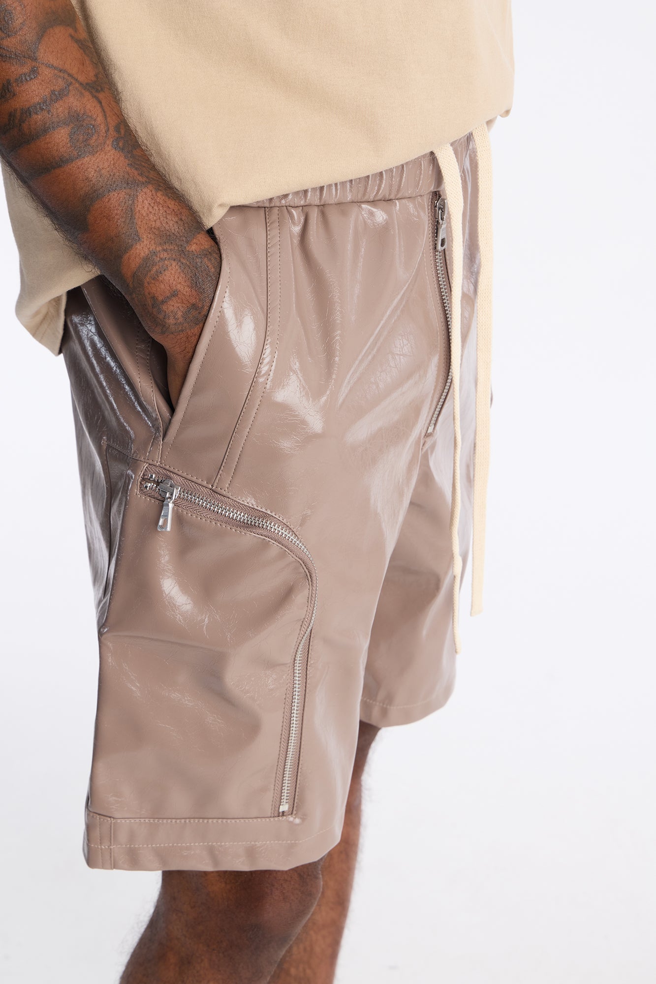 Relaxed Concordia Faux Leather Short - Brown