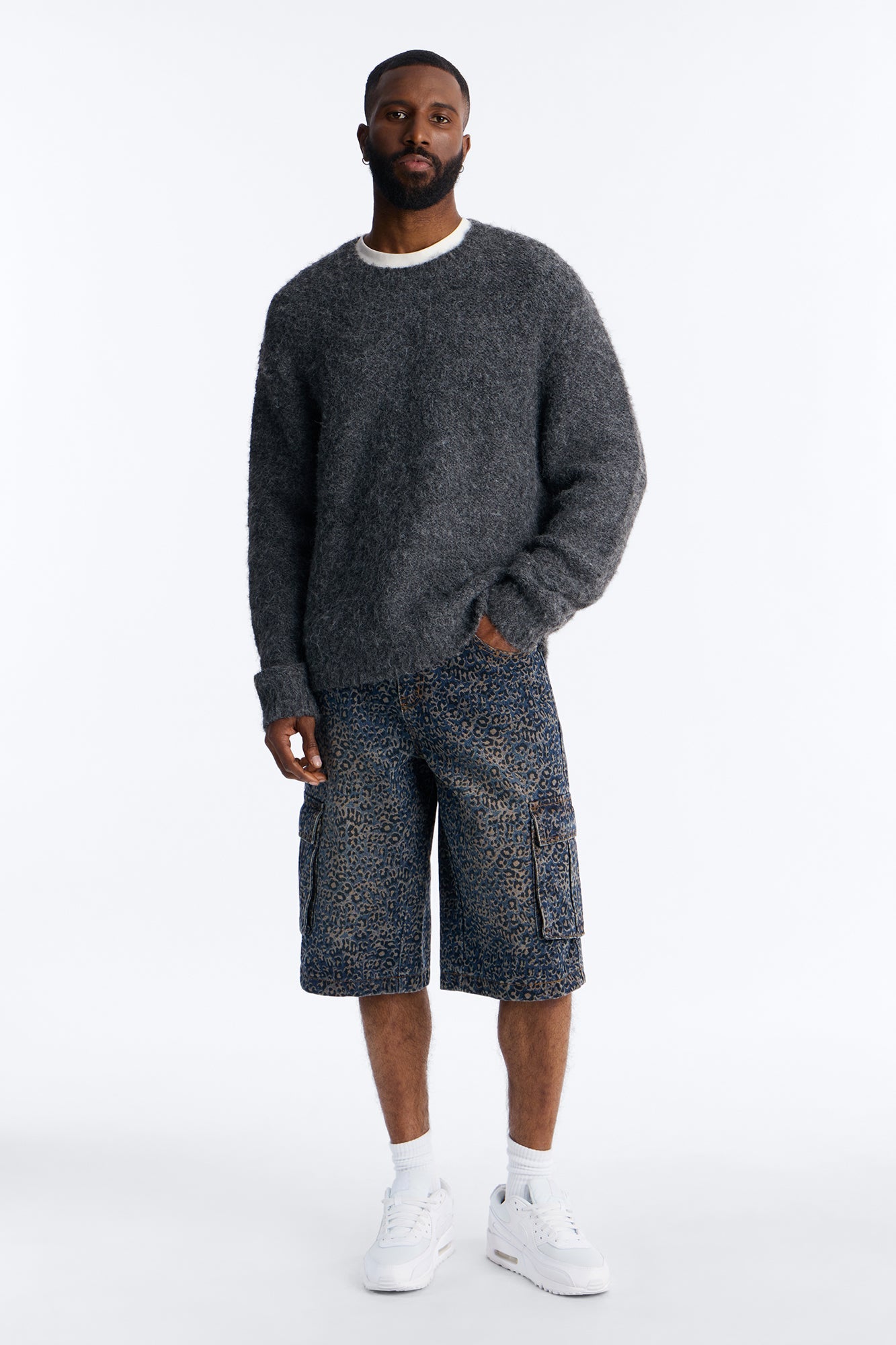 Snow Leopard Dusk Baggy Cargo Denim Short - Dark Wash