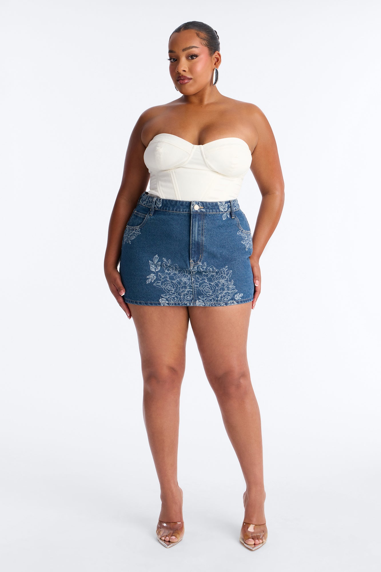 Rose Kiss Floral Print Denim Mini Skirt - Medium Wash NEWFASHIONEDGE