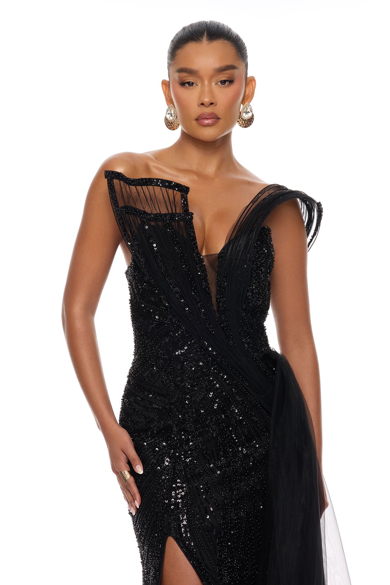 Pure Luxe Embellished Gown - Black NEWFASHIONEDGE