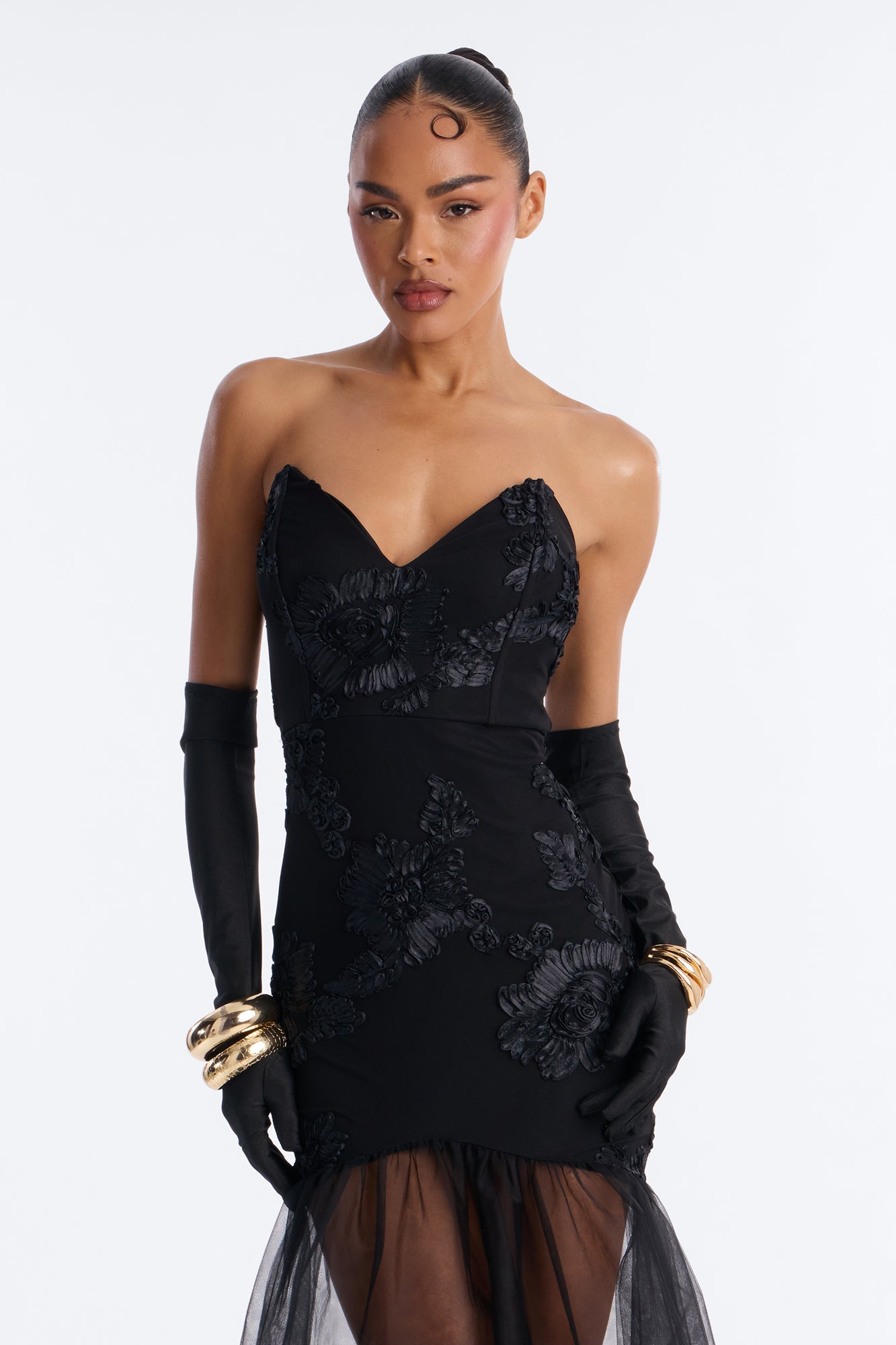 Elena Embroidered Mermaid Gown - Black NEWFASHIONEDGE