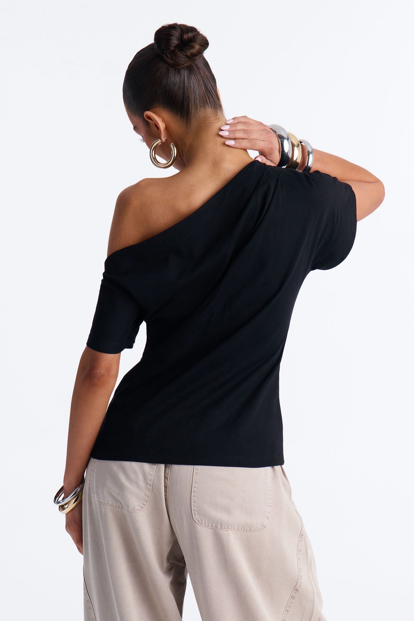 City Lounge Off Shoulder Short Sleeve T-Shirt - Black