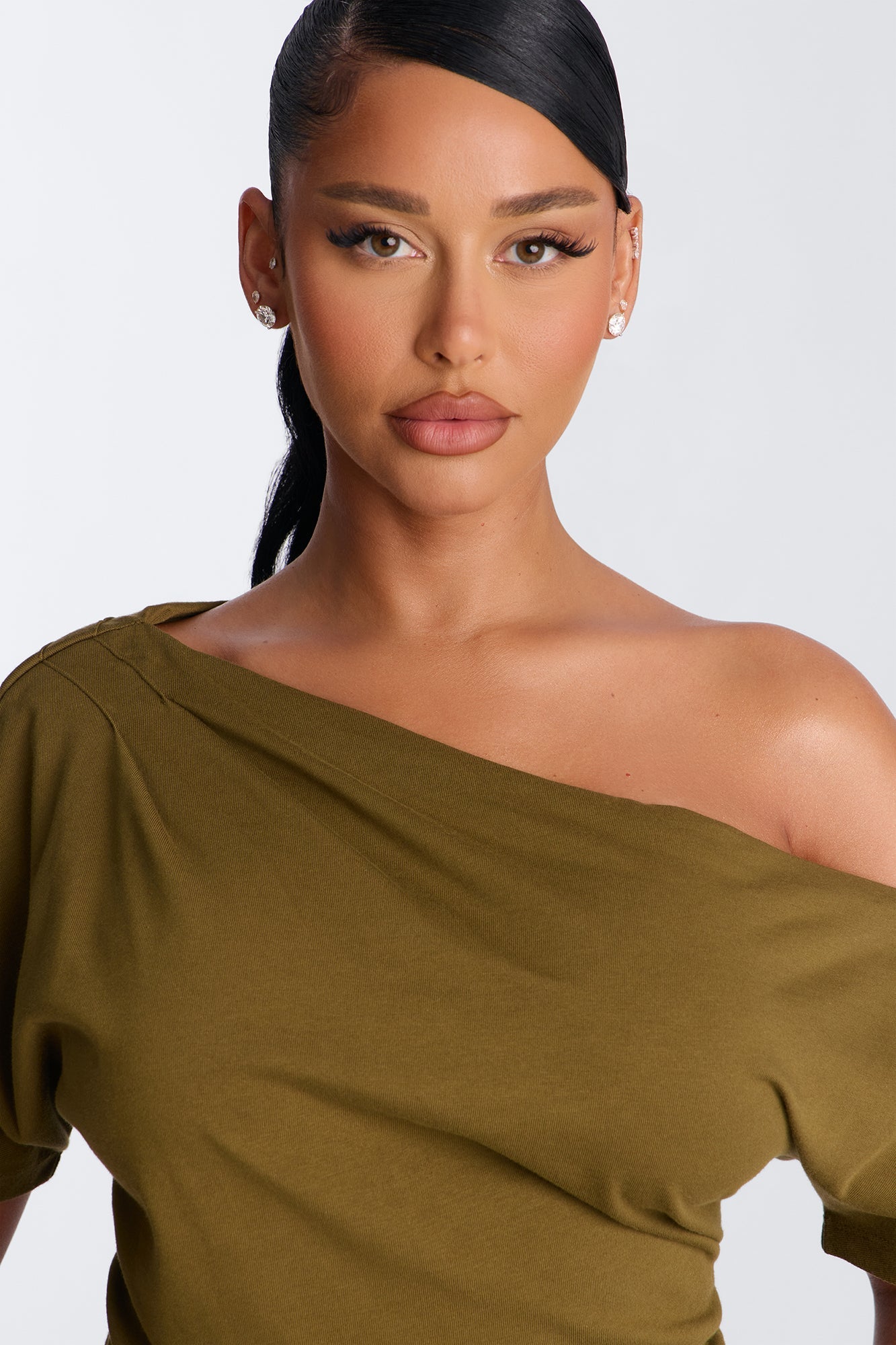 City Lounge Off Shoulder Short Sleeve T-Shirt - Olive
