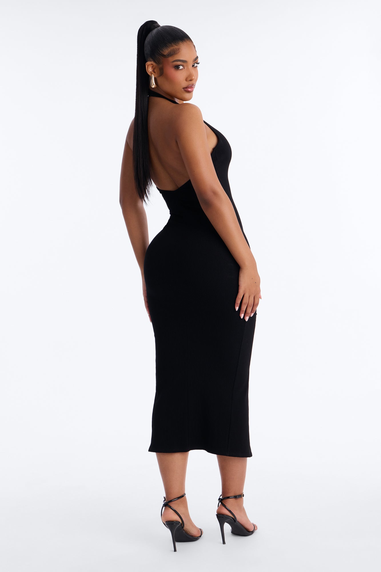Lucia Zip Snatched Maxi Dress - Black NEWFASHIONEDGE