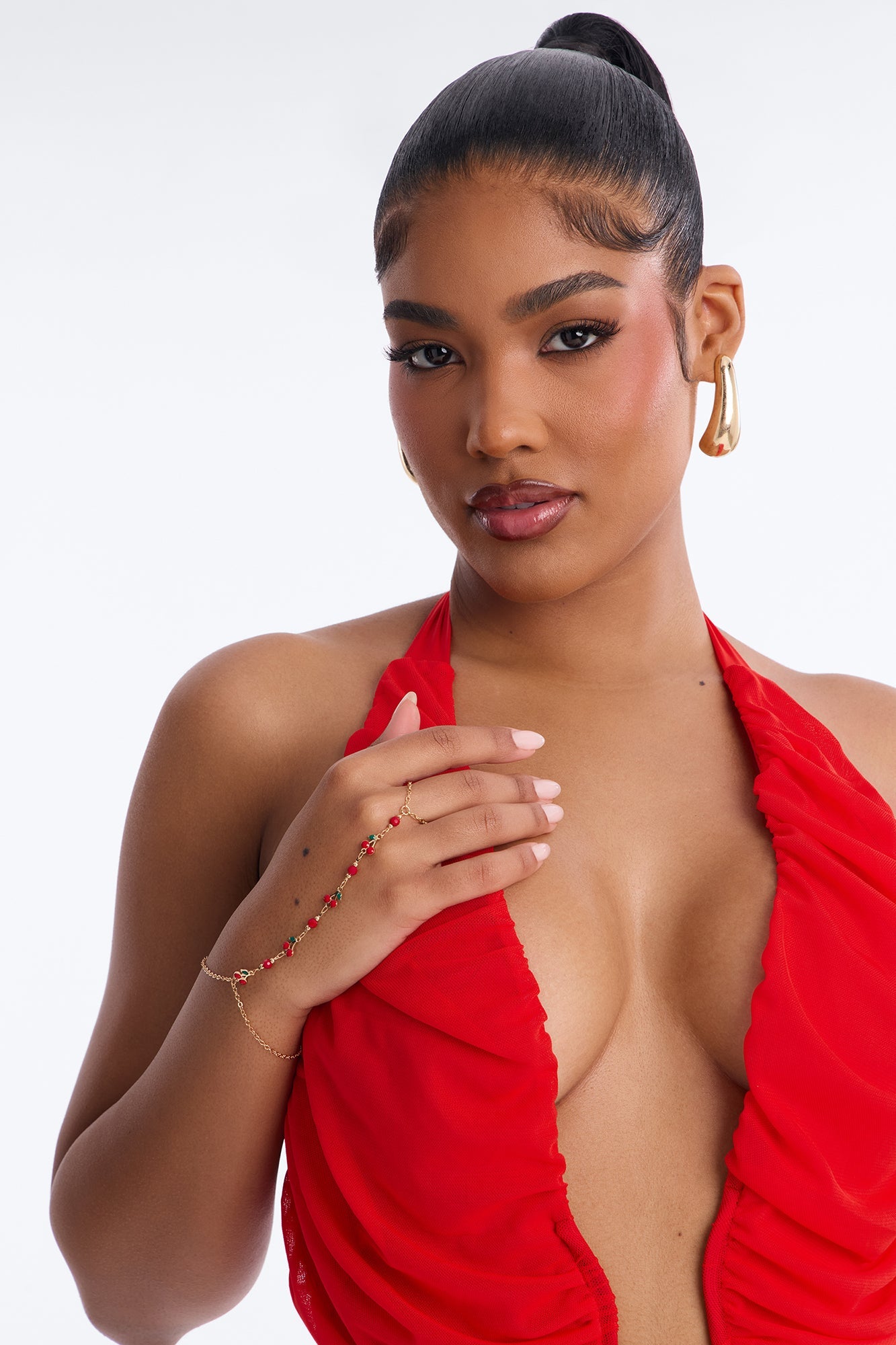 Simply Sweet Cherry Hand Chain - Gold/Red Fashion Nova