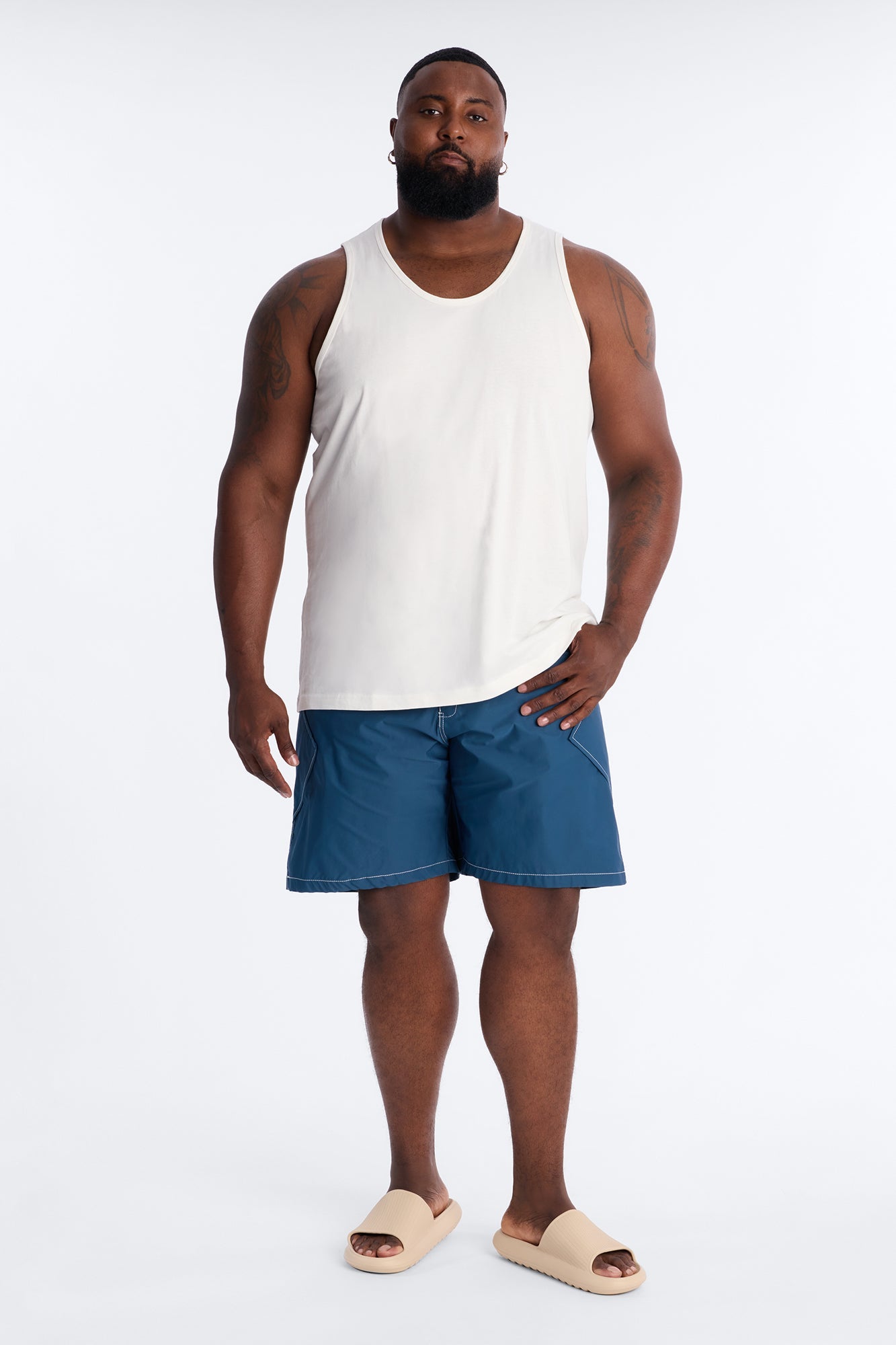 Relaxed Diamond Appeal Contrast Thread Short - Blue