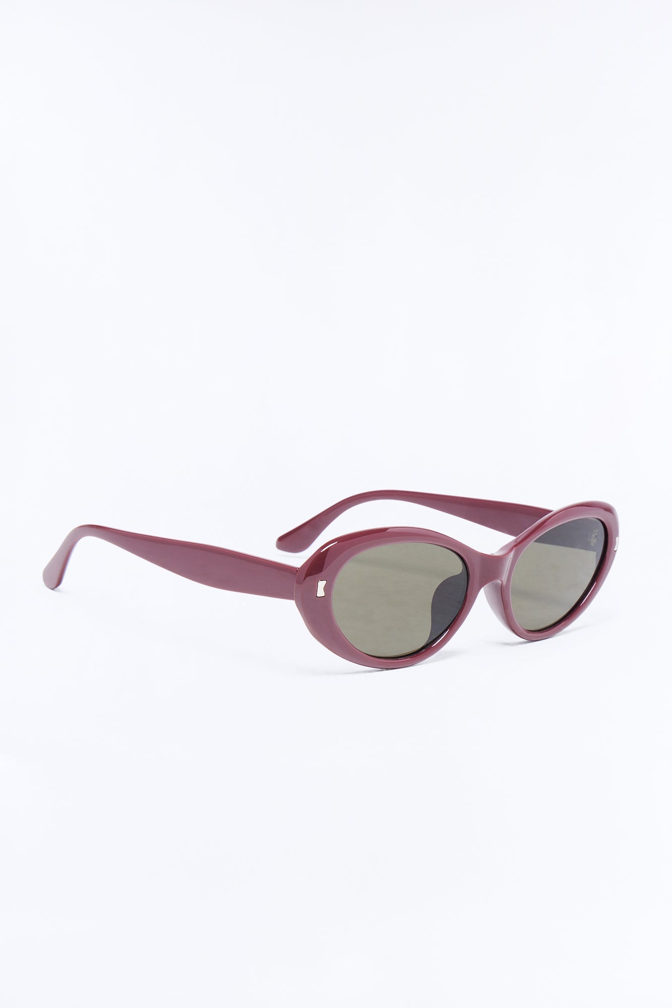 Looking Like A Lady Sunglasses - Burgundy NEWFASHIONEDGE