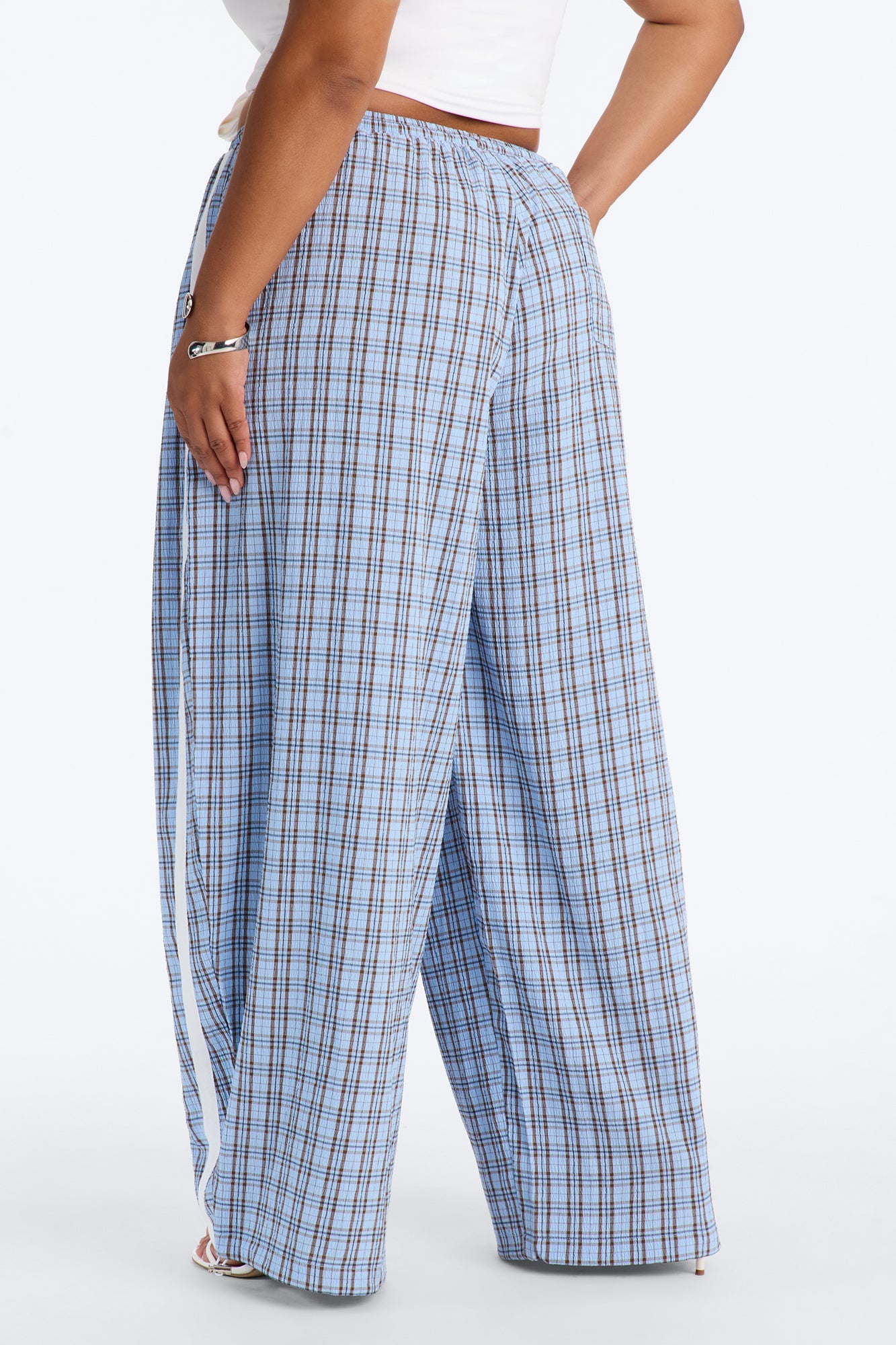Kori Mid Rise Plaid Wide Leg Pant 31″ - Blue/combo