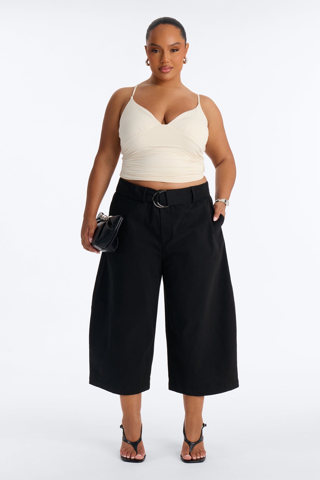 Charity Mid Rise Culotte Barrel Leg Pant - Black