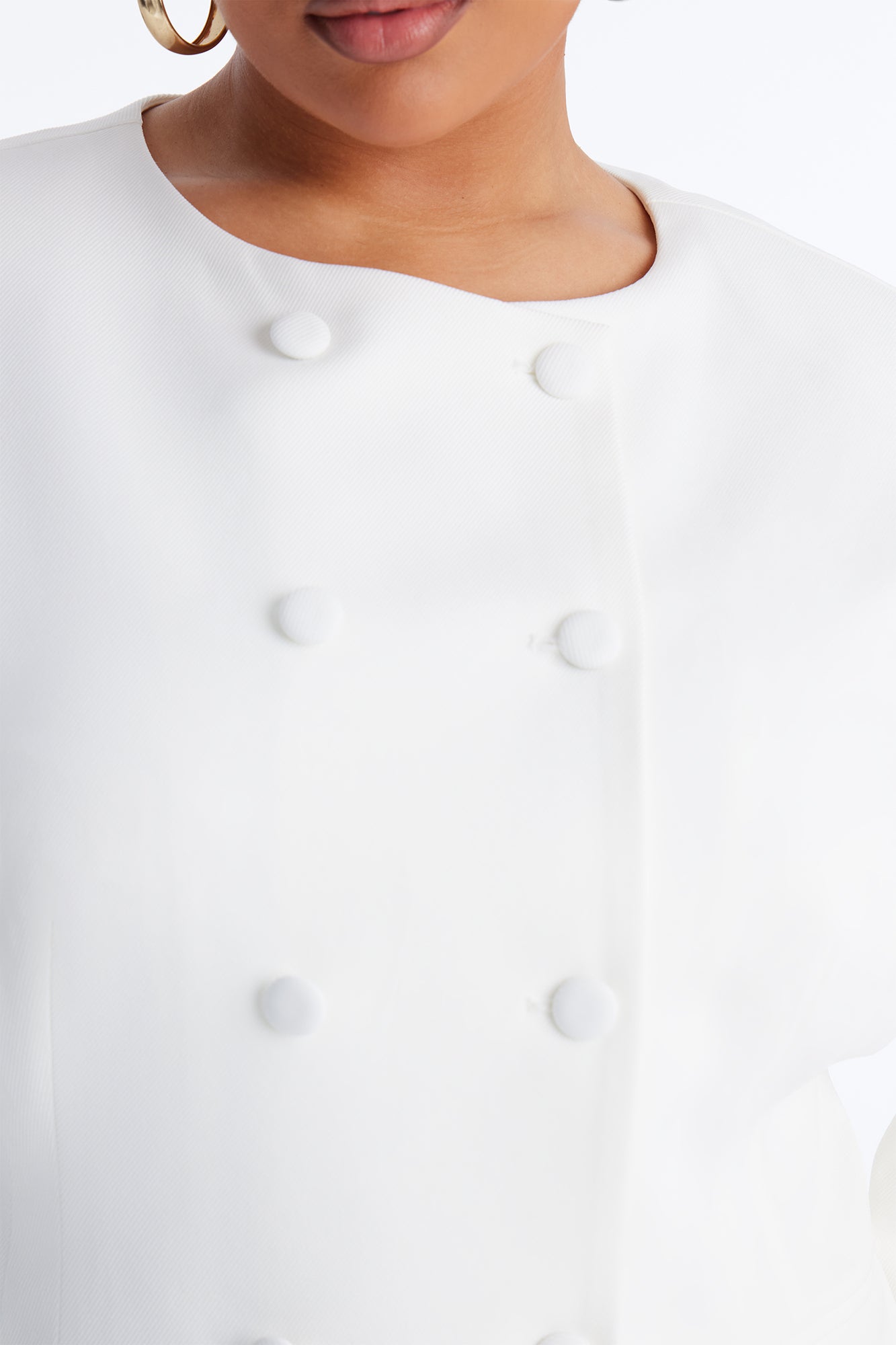 Niomie Long Sleeve Double Breasted Collarless Blazer - White