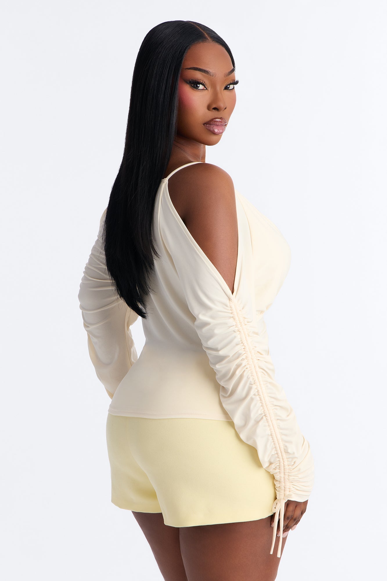 Genevieve Ruched Cold Shoulder Long Sleeve Top - Cream NEWFASHIONEDGE