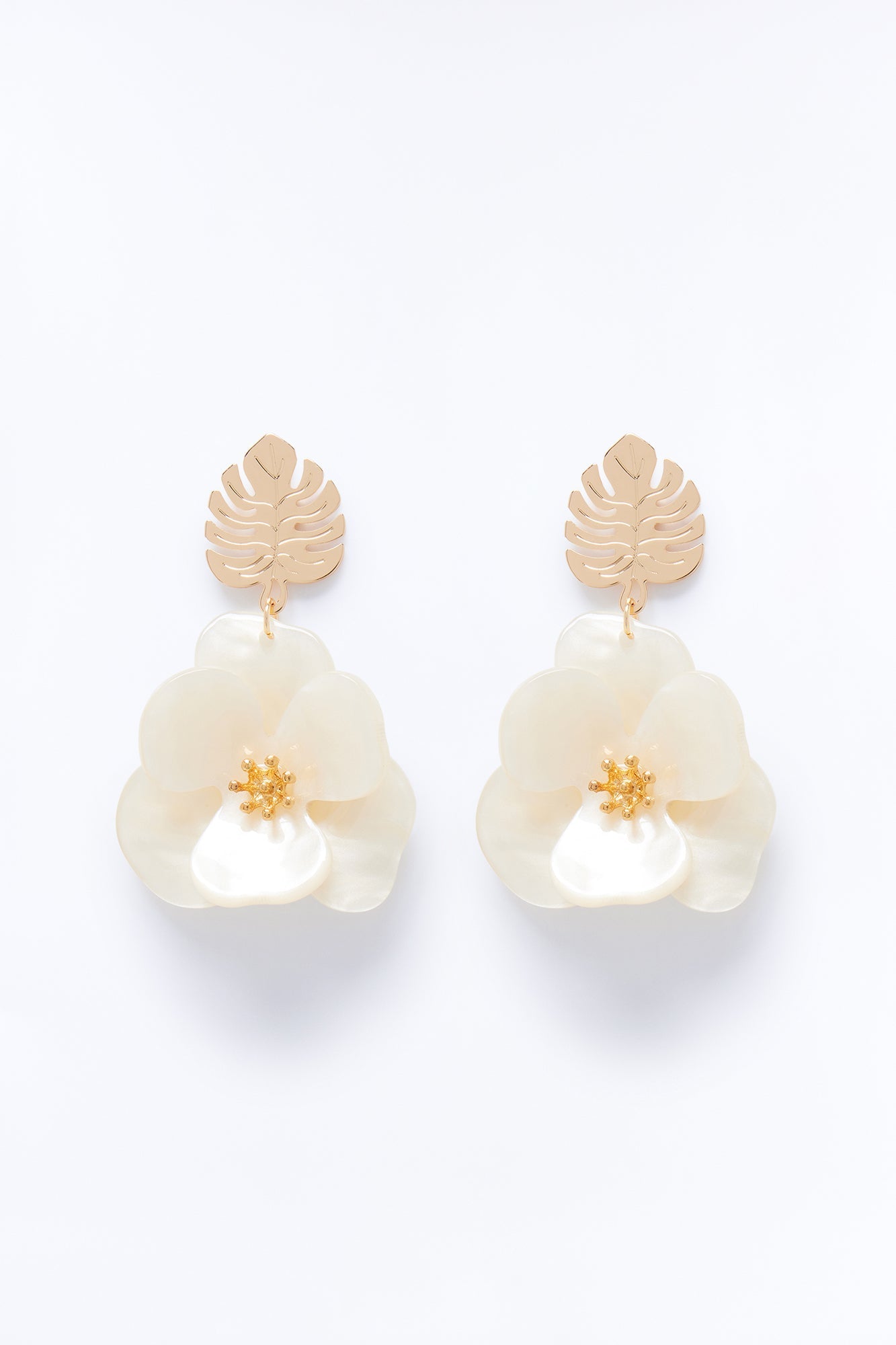Luxe Flora Drop Earrings - Ivory NEWFASHIONEDGE
