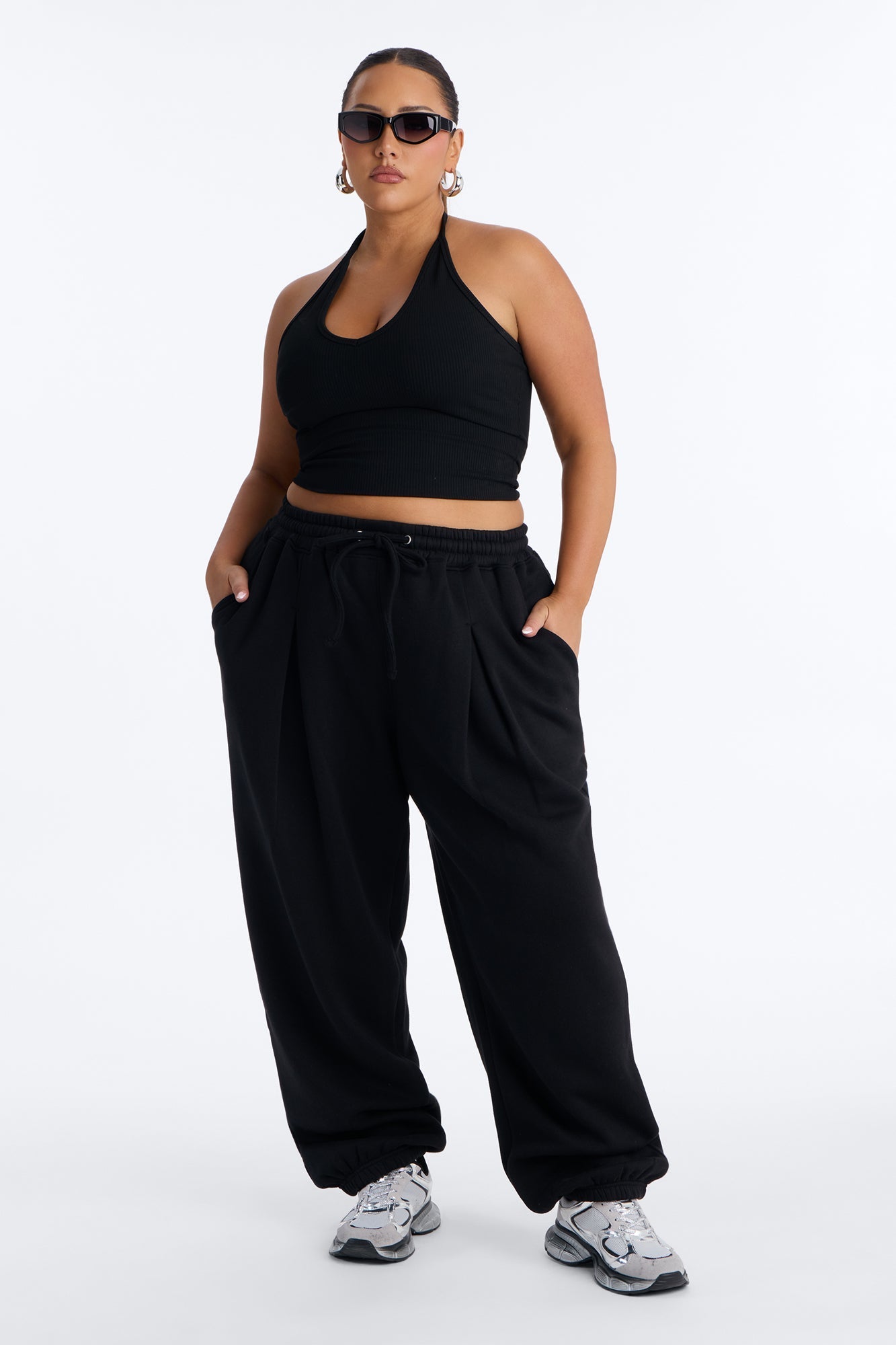 Mia Pleated Fleece Jogger Pants - Black NEWFASHIONEDGE