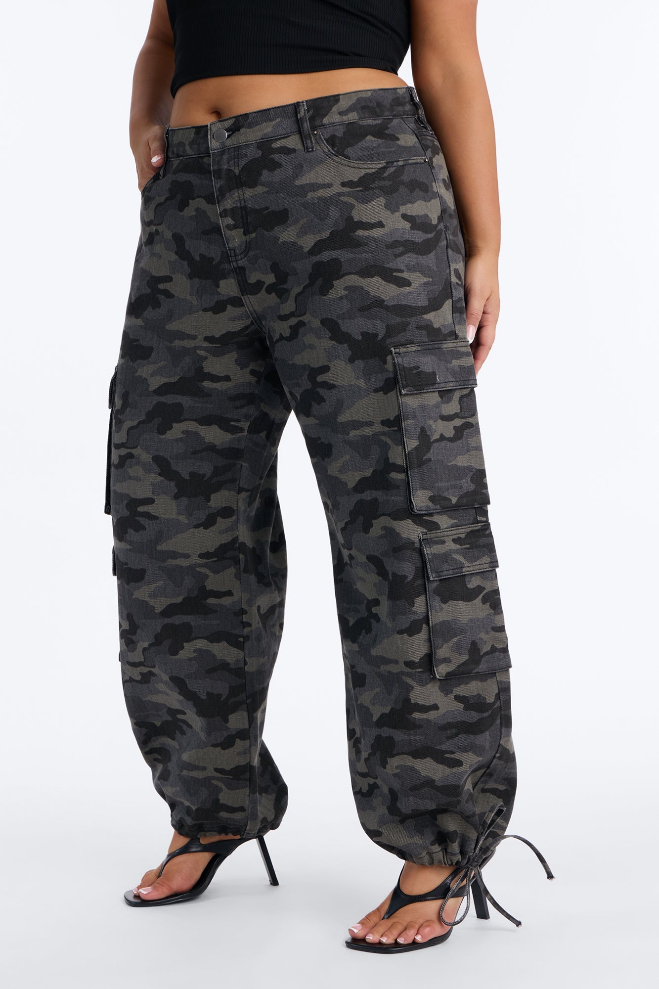 Anastasia Camo Jogger - Camouflage NEWFASHIONEDGE