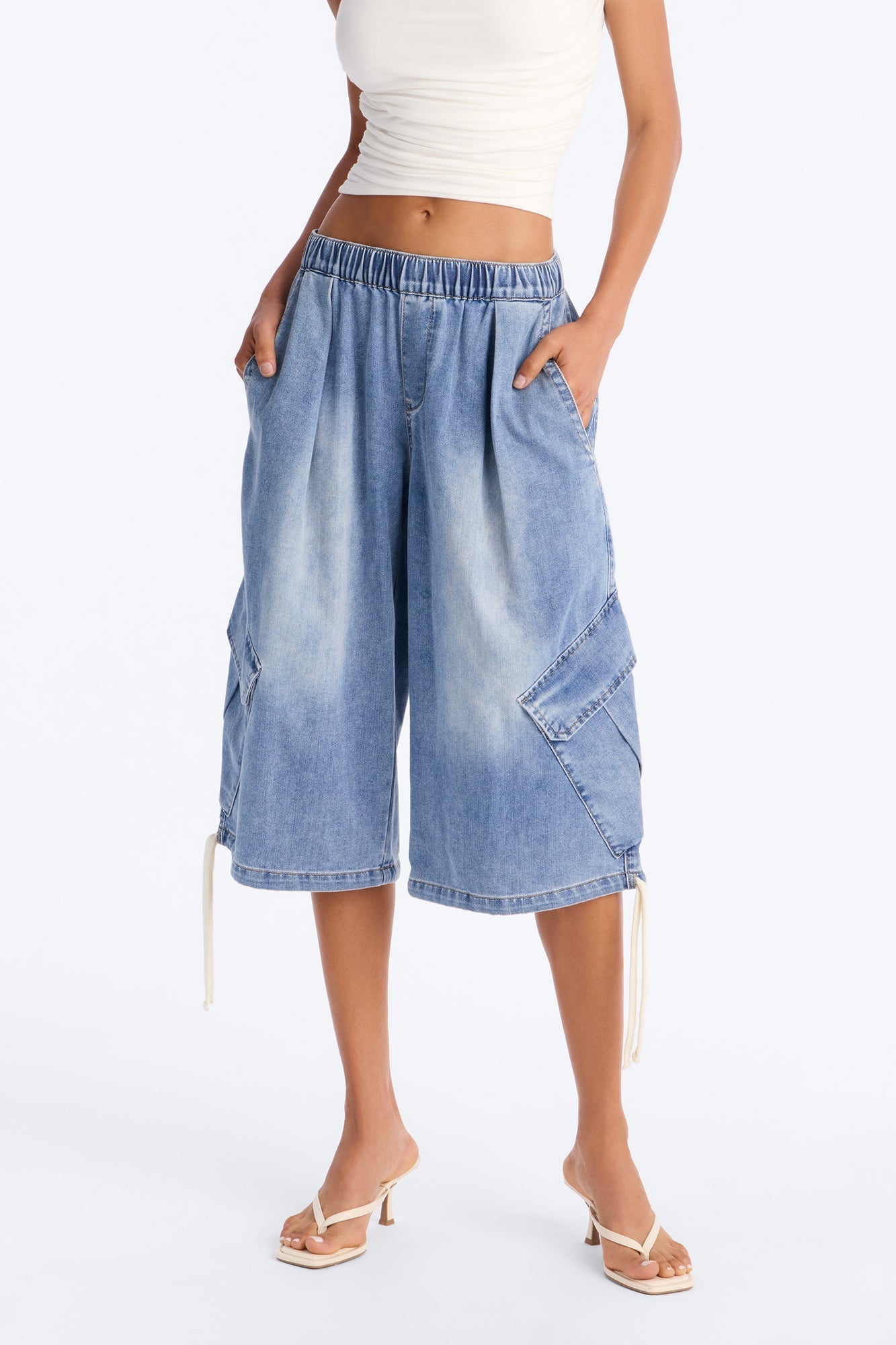 Aruba Pull On Cargo Denim Jorts - Light Wash NEWFASHIONEDGE