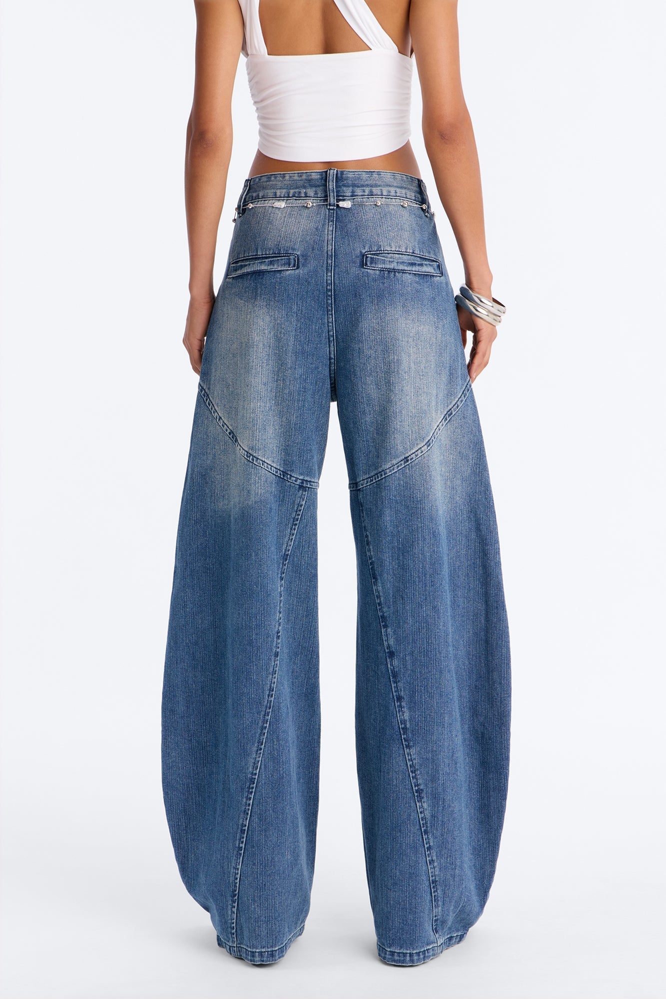Meet Me Somewhere Chain Belted Barrel Jeans - Vintage Wash NEWFASHIONEDGE
