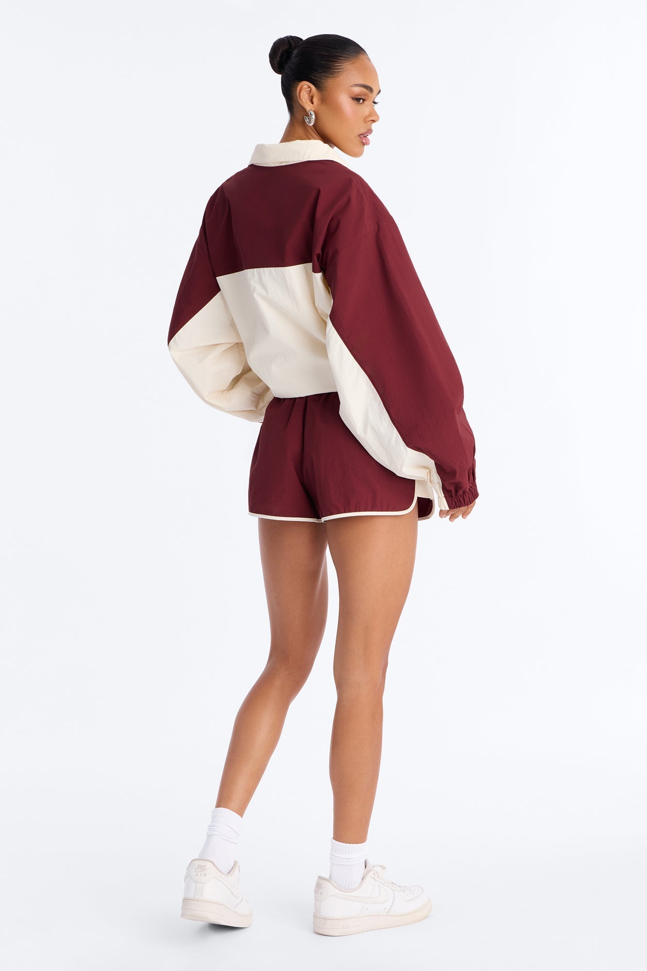 Extra Mile Color Block Windbreaker Short - Burgundy NEWFASHIONEDGE