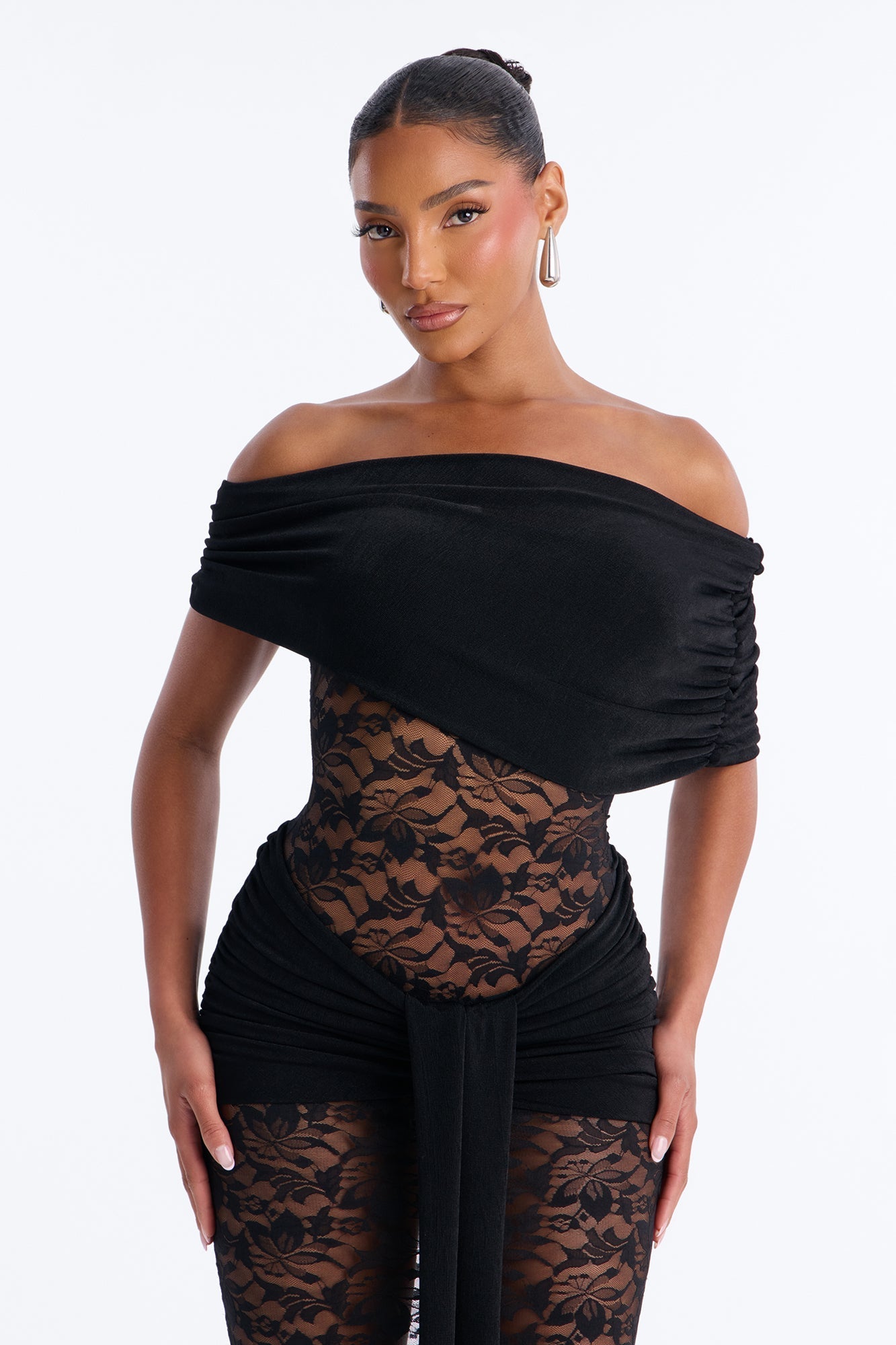 Shanaya Lace Midi Dress - Black NEWFASHIONEDGE