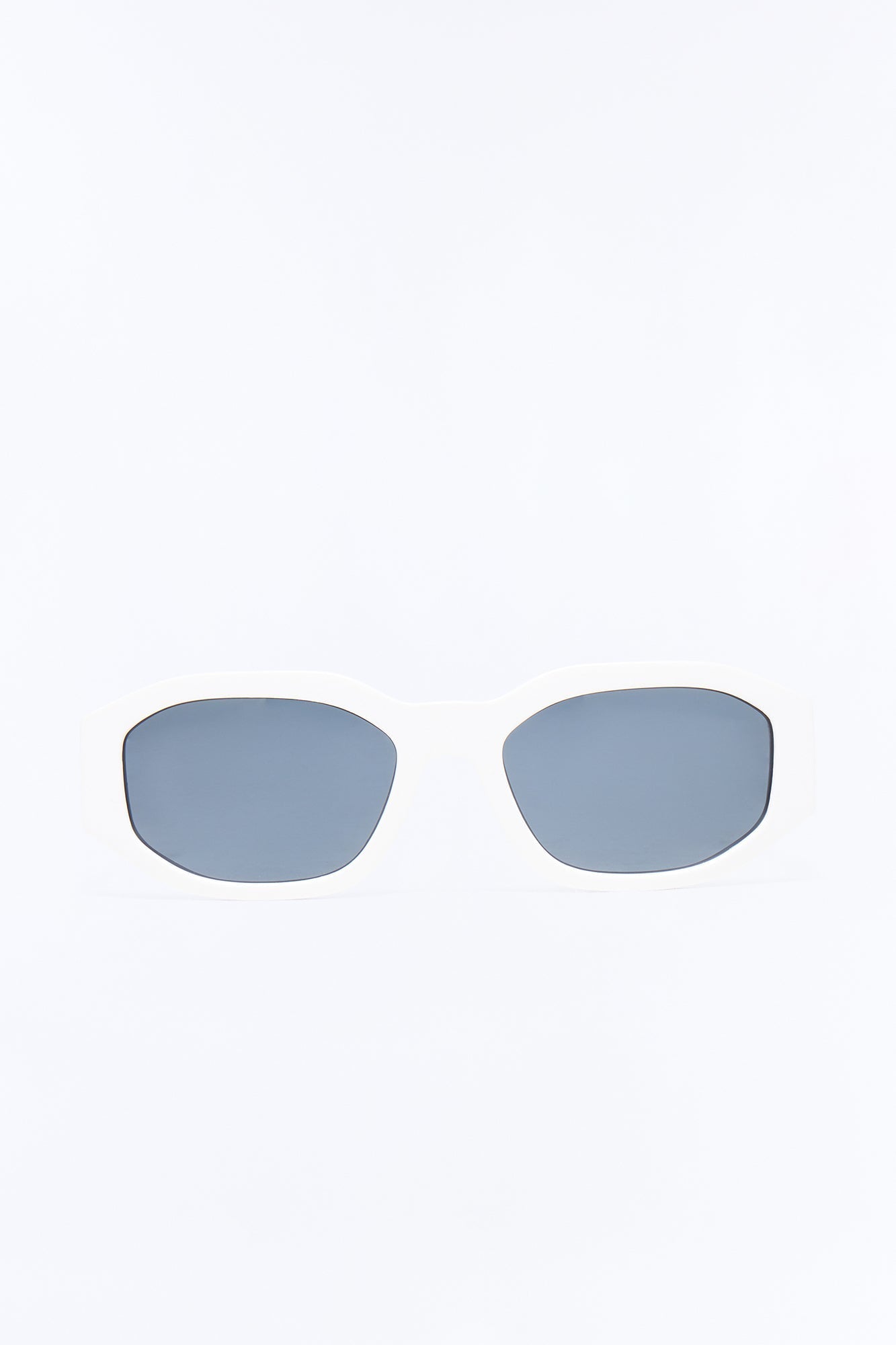 Excuse Me Sunglasses - White NEWFASHIONEDGE