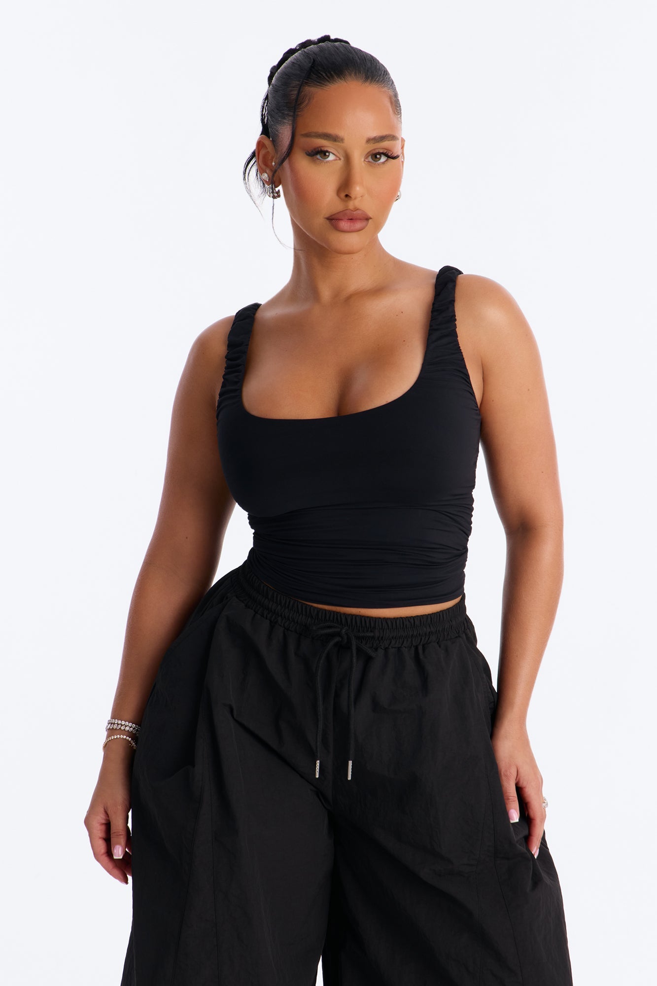 Second Skin Double Lined Scoop Neck Ruched Sleeveless Top - Black NEWFASHIONEDGE