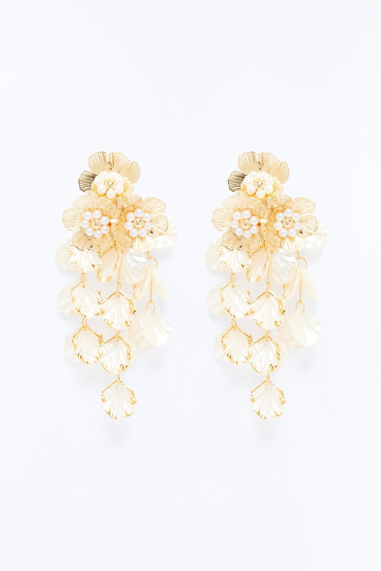 Flower Of The Ocean Earrings - White/Gold