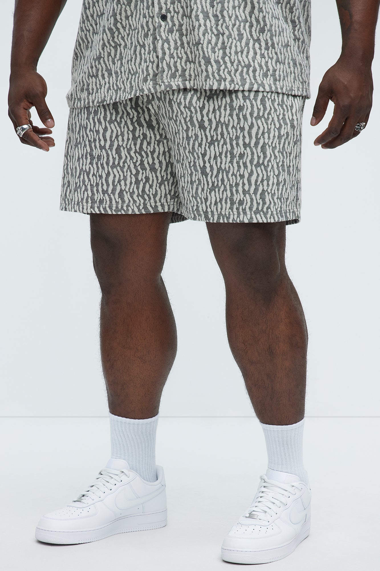 Havana Jacquard Relaxed Shorts - Grey