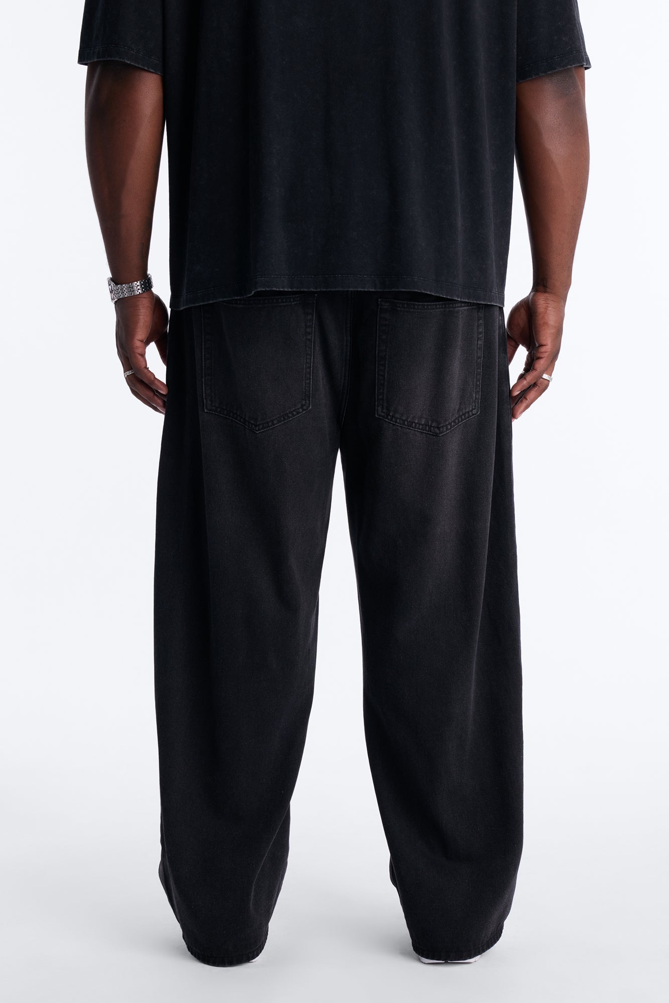 Essential Baggy Rigid Jean - Black Wash