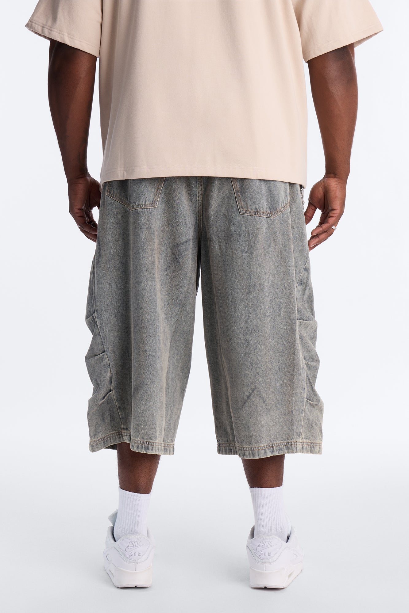 Barrel Chaos Denim Short - Vintage Wash