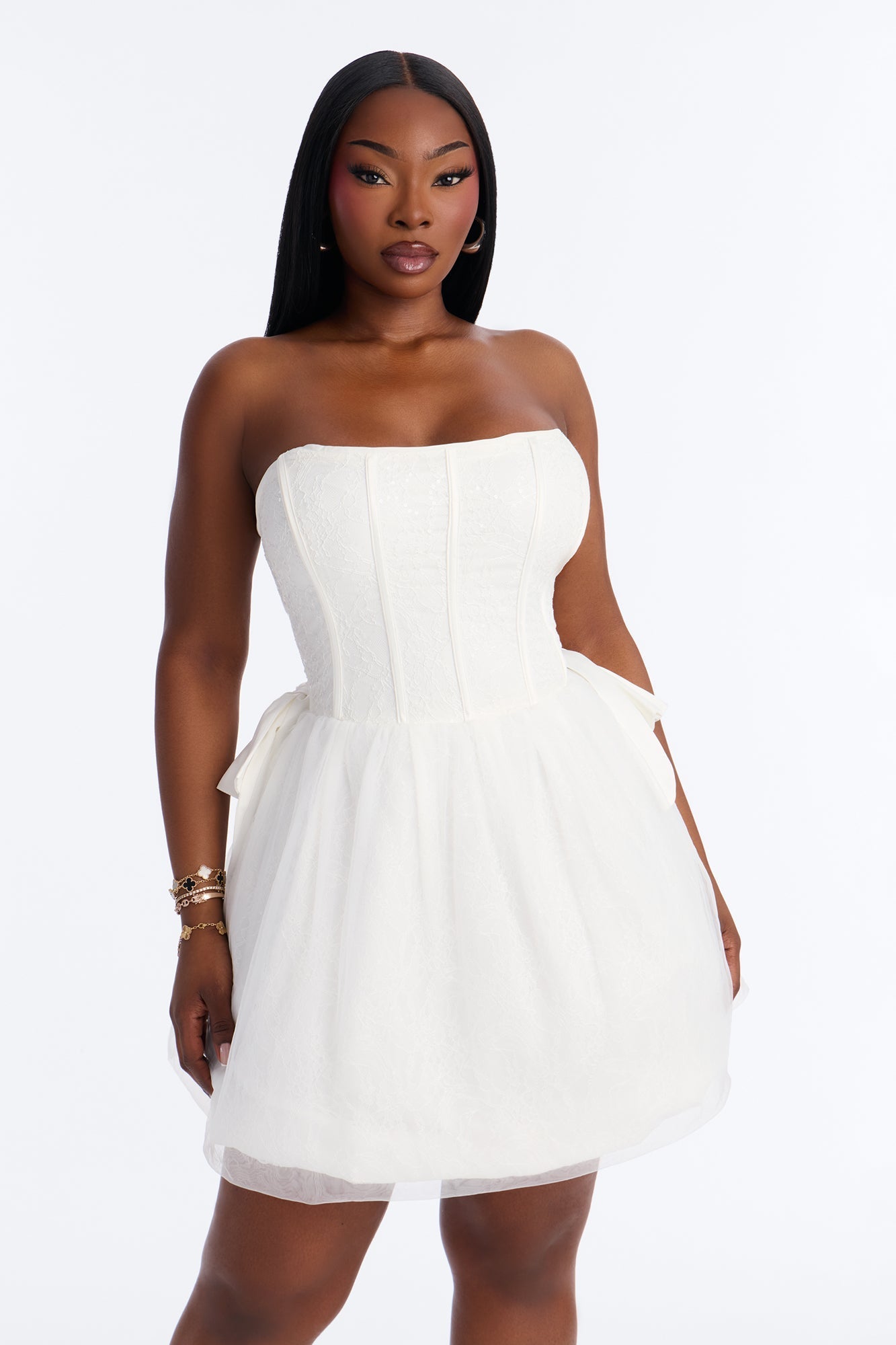 Rayna Embellished Lace Mini Dress - White NEWFASHIONEDGE