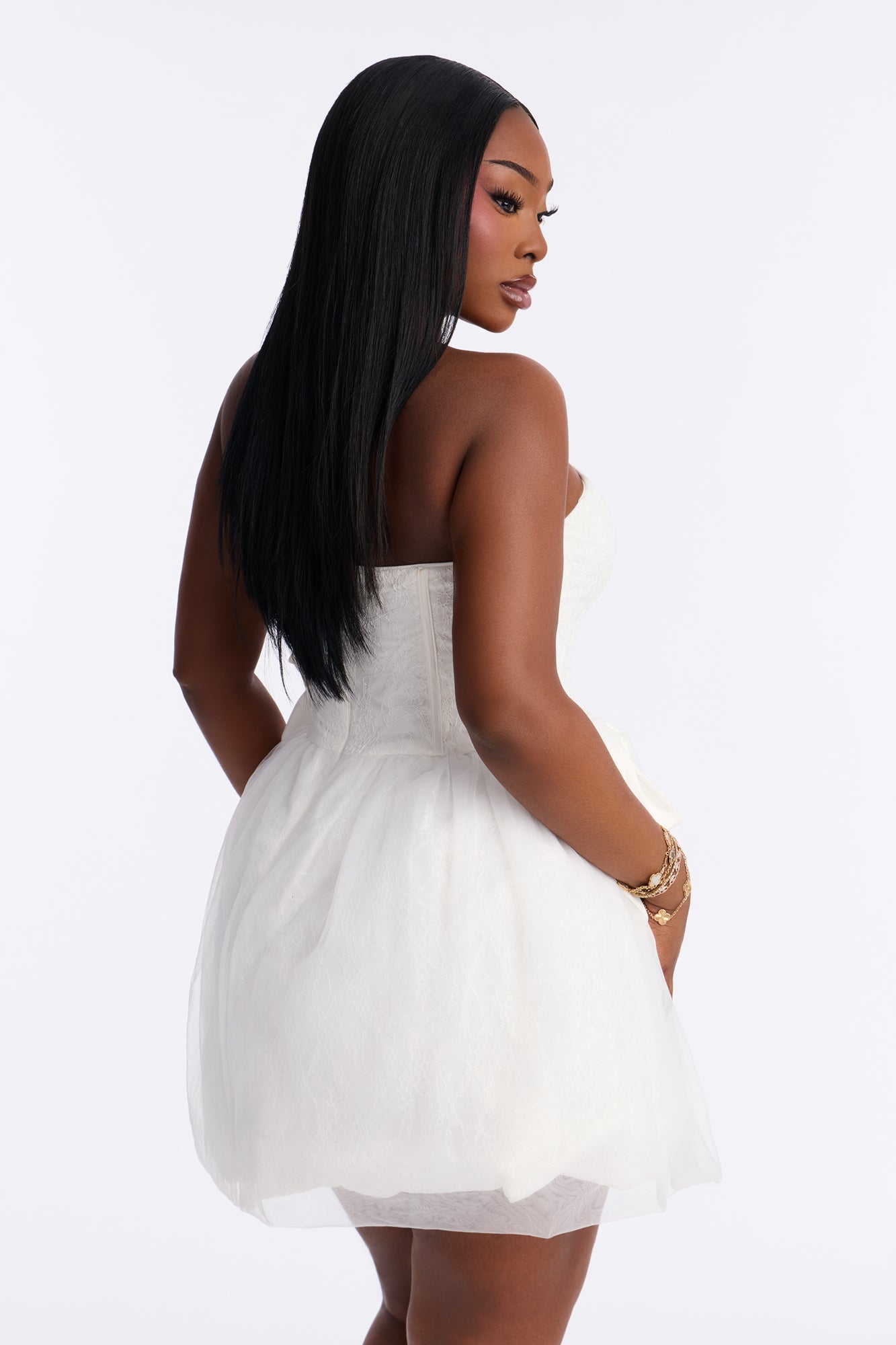 Rayna Embellished Lace Mini Dress - White NEWFASHIONEDGE