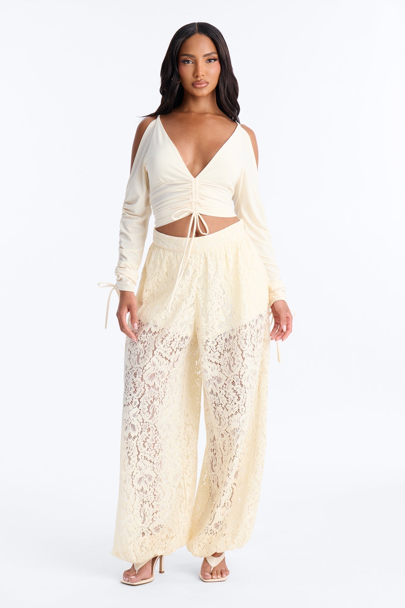 Genevieve Ruched Cold Shoulder Long Sleeve Top - Cream NEWFASHIONEDGE