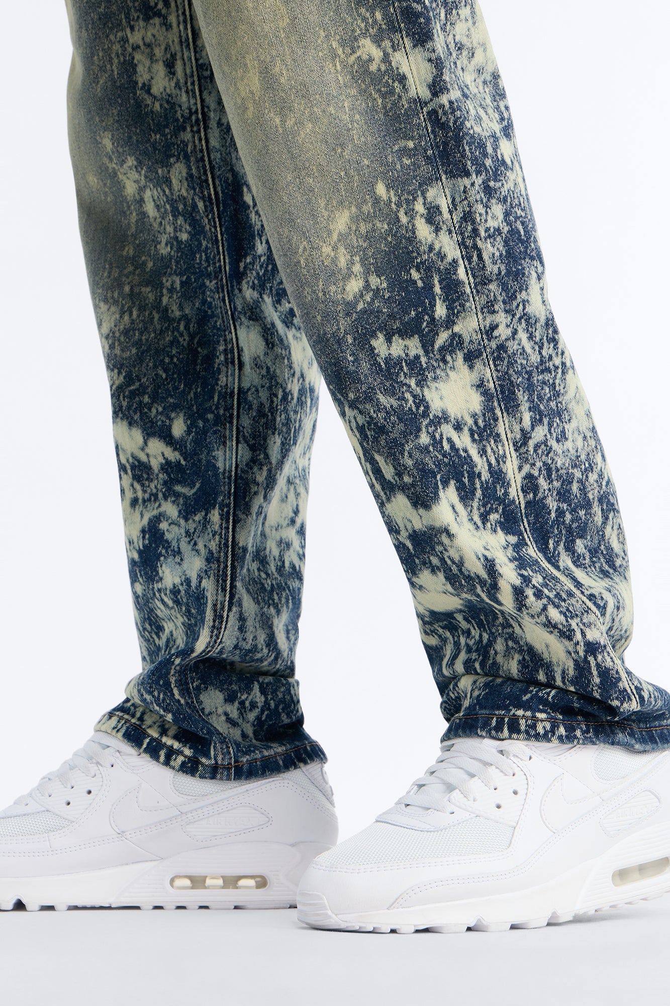 Timeless Bleach Washed Straight Jeans - Dark Wash