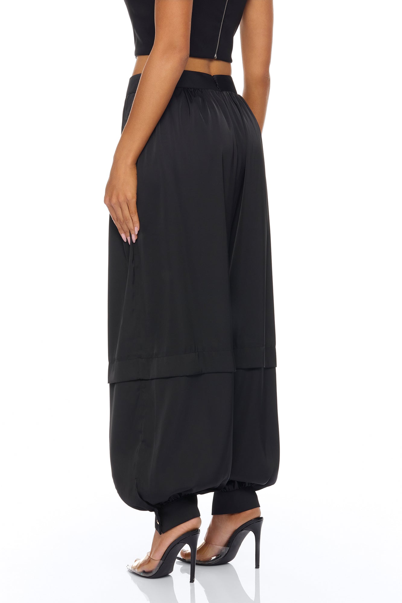 Cathryn Satin Balloon Pant - Black Fashion Nova