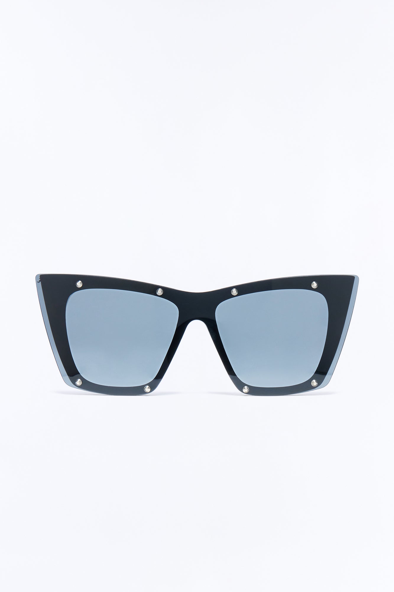 Effortless Cool Sunglasses - Black NEWFASHIONEDGE