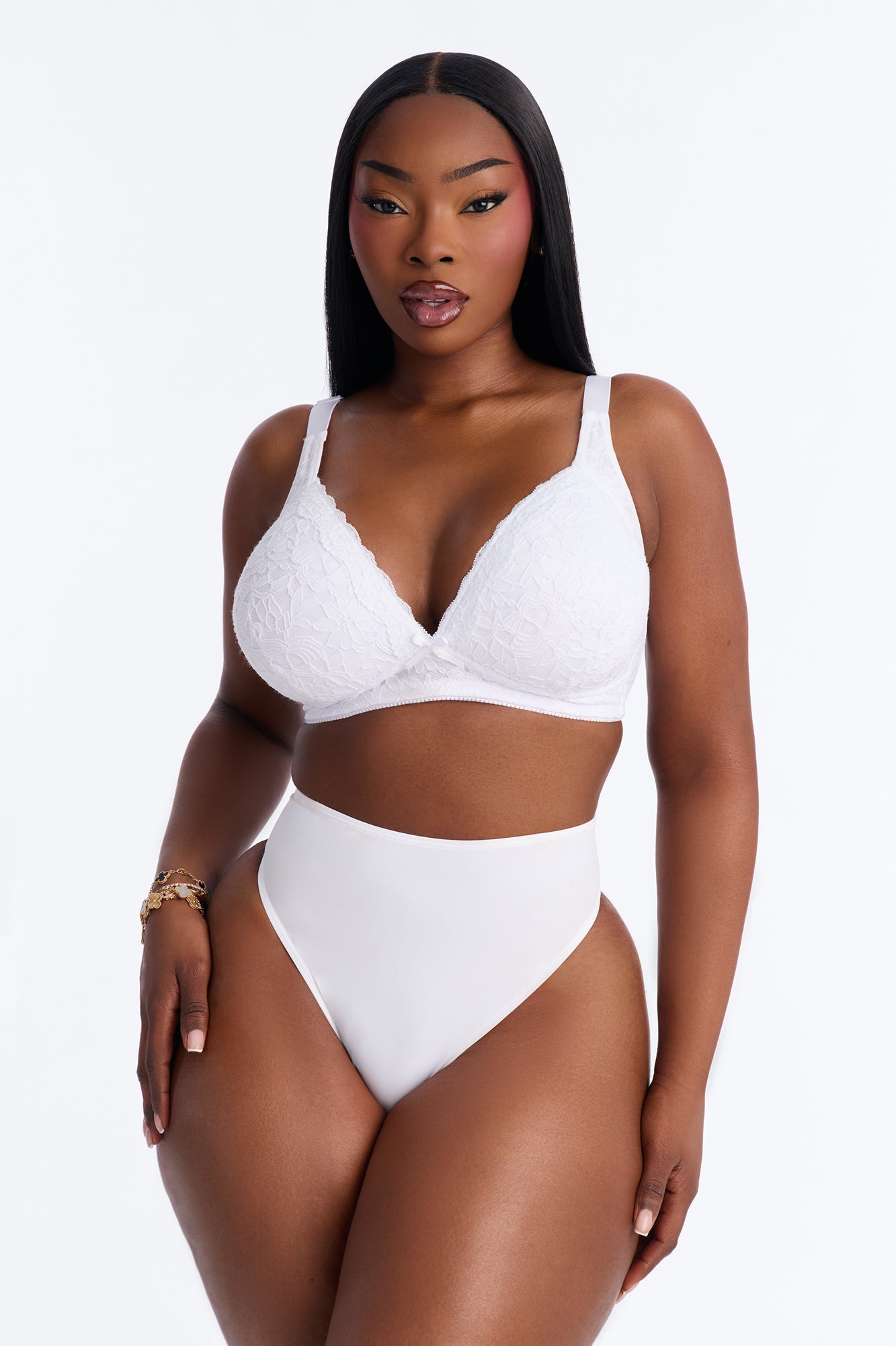 Just Once Full Figure Lace Wireless 2 Pack Bra - White/Black NEWFASHIONEDGE