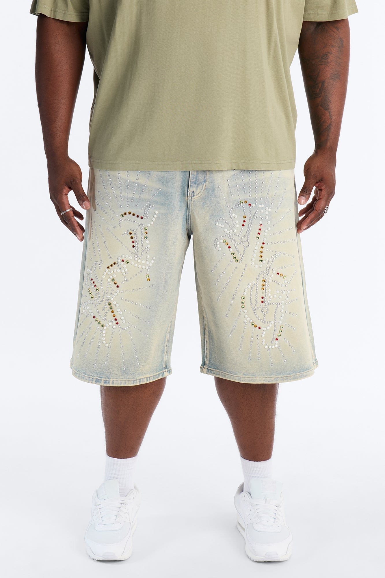 Baggy Urban Jeweled Denim Short - Light Wash