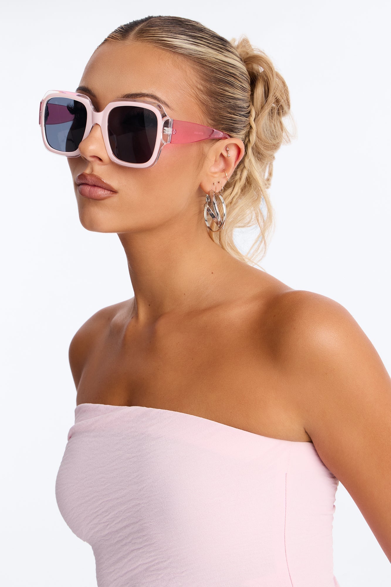 Feminine Flare Sunglasses - Pink NEWFASHIONEDGE