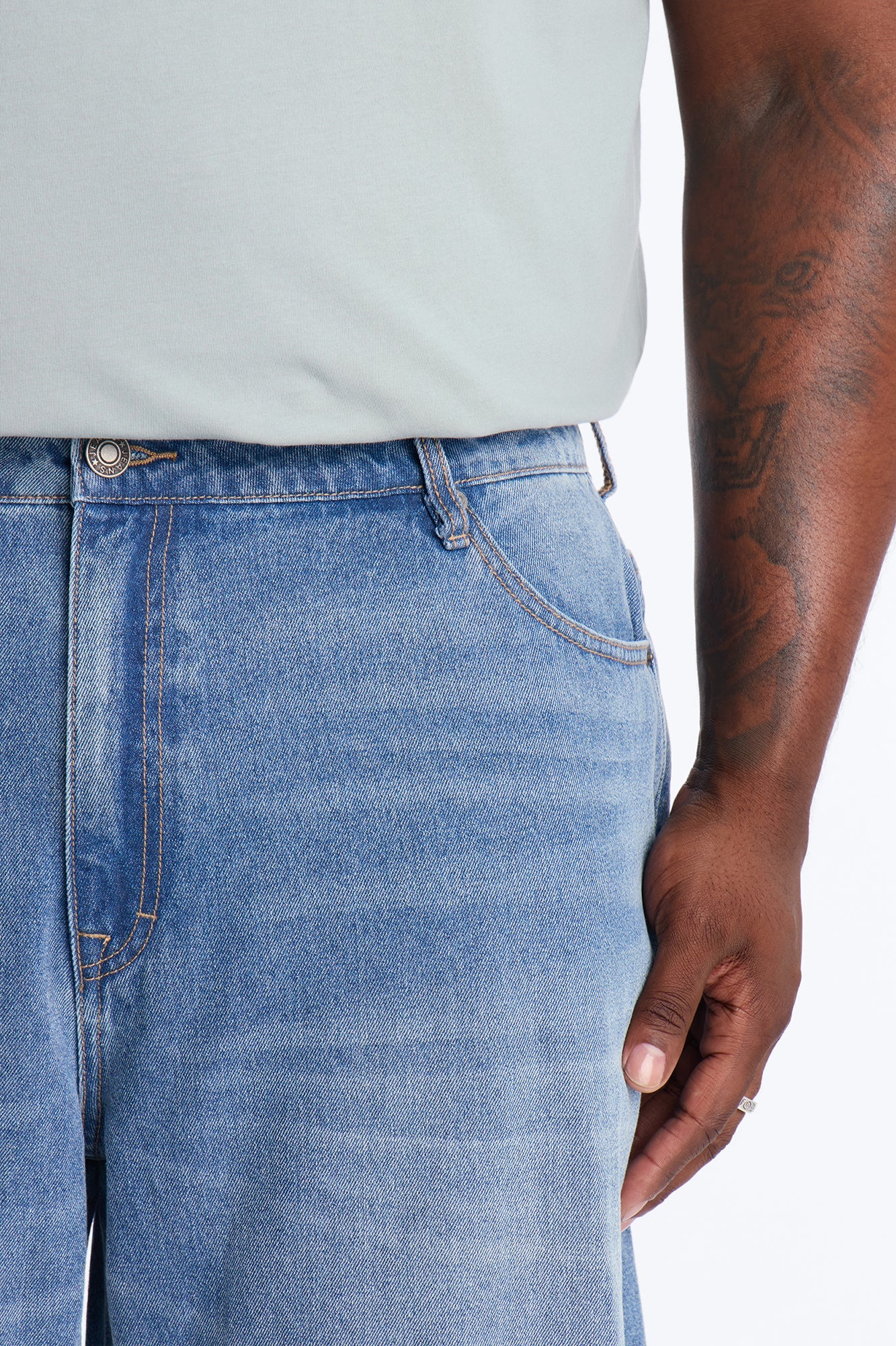 Essential Baggy Rigid Jean - Medium Blue Wash