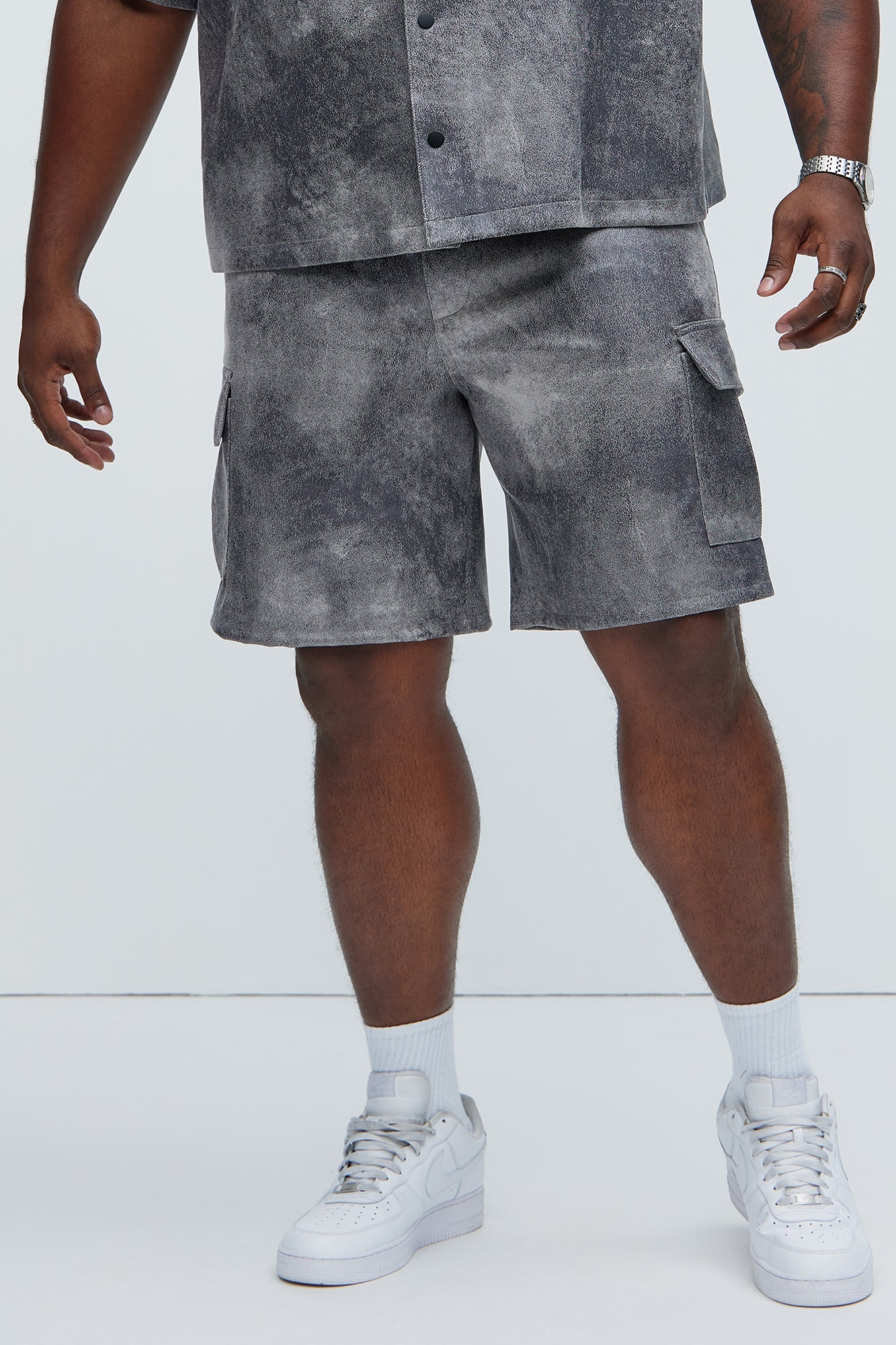 Manor Distressed Shorts - Grey
