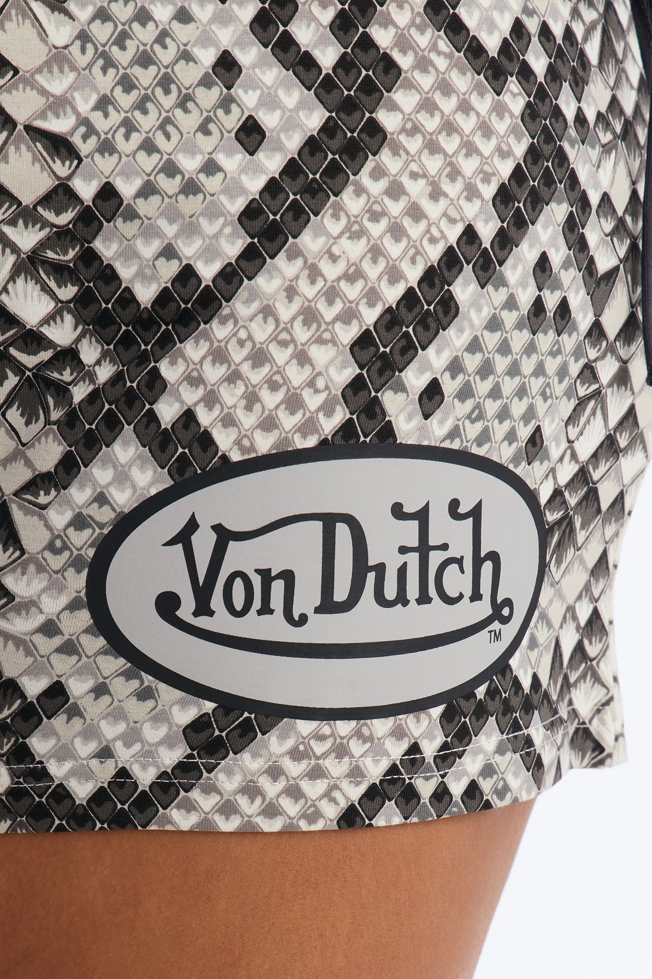 Von Dutch Rocker Snake Print Hot Short - Black/combo