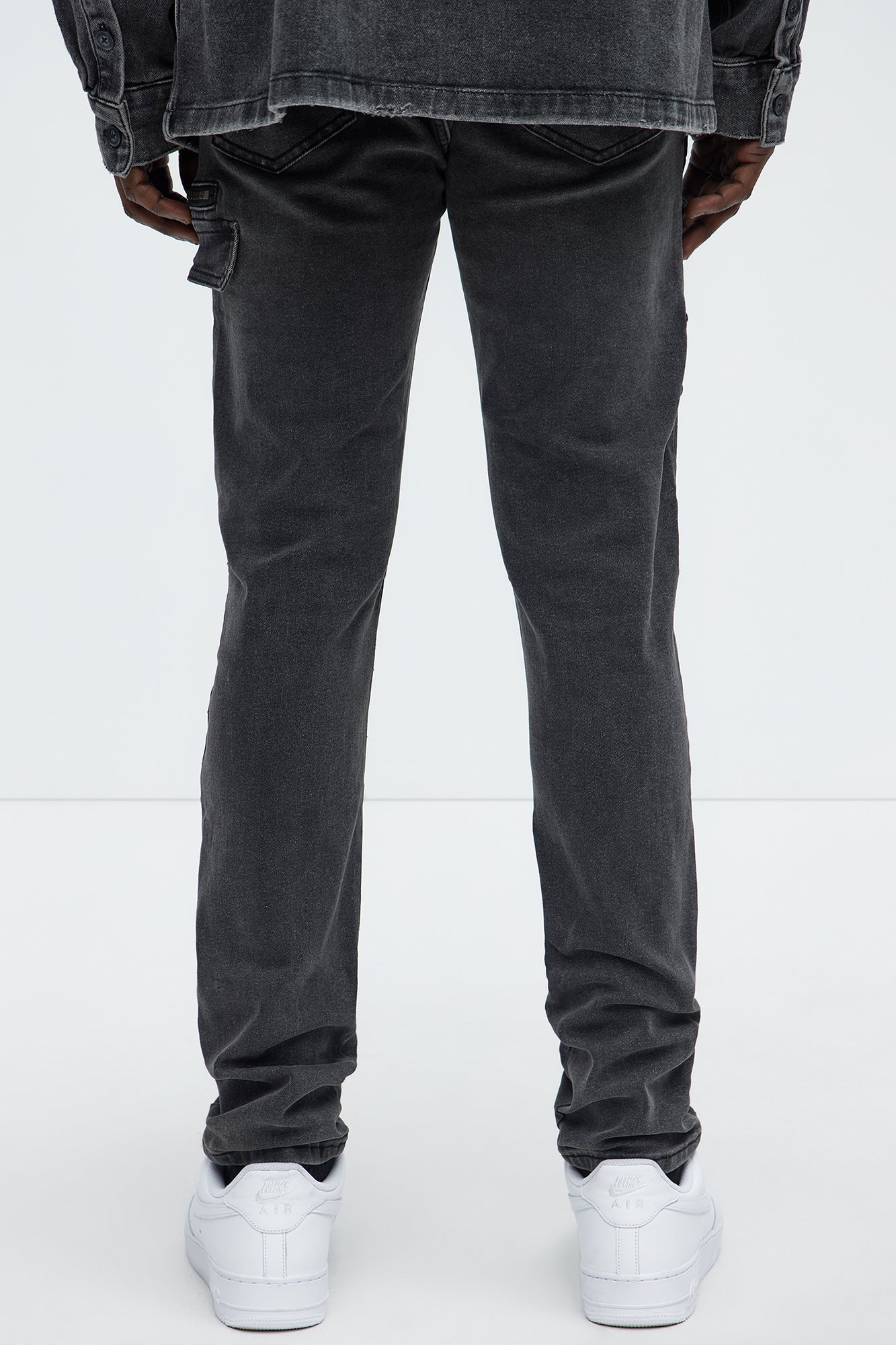 Cargo Pocket Slim Taper Jeans - Black