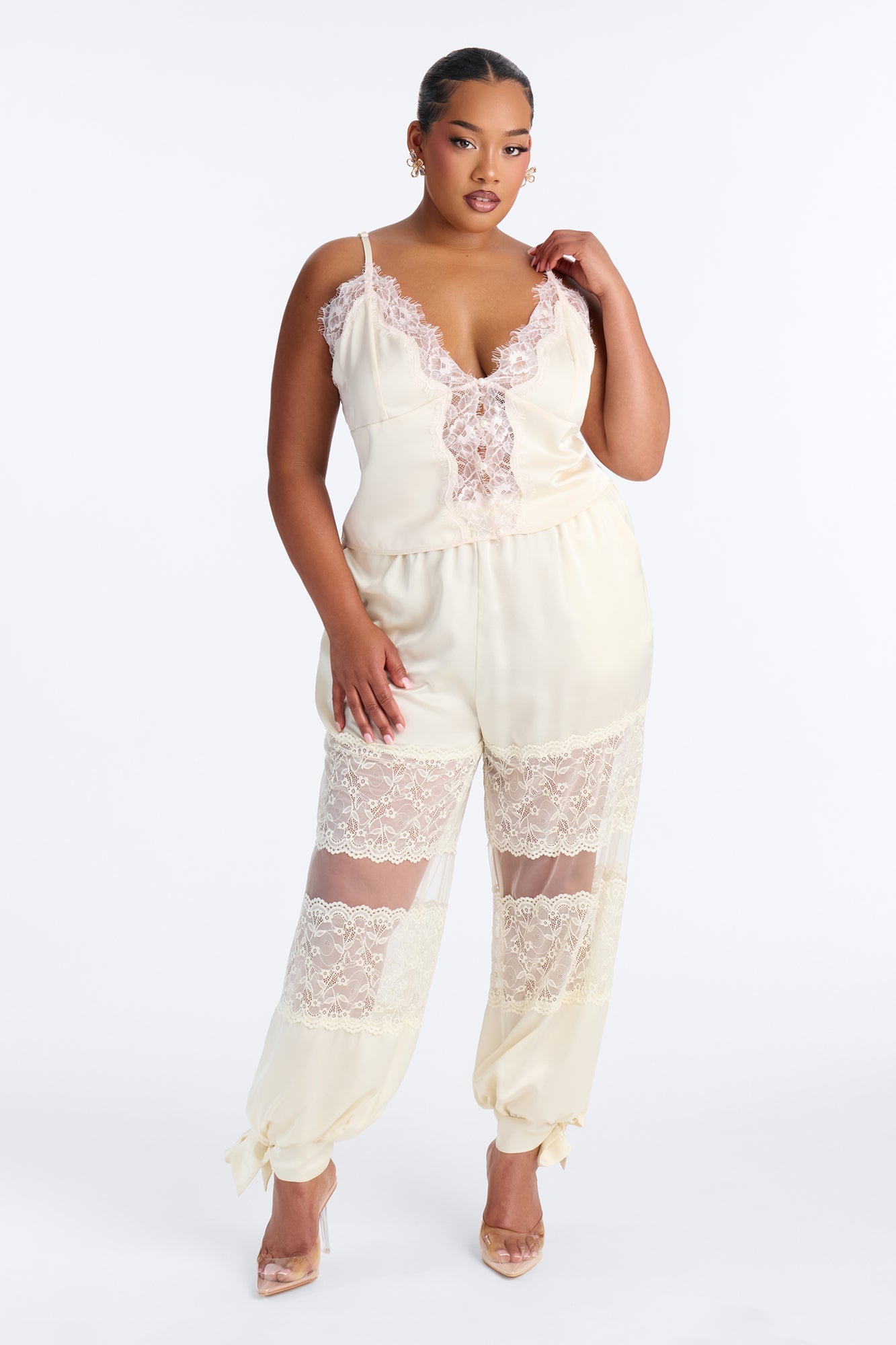 Vintage Muse Lace Trim Satin Cami Top - Cream/combo NEWFASHIONEDGE