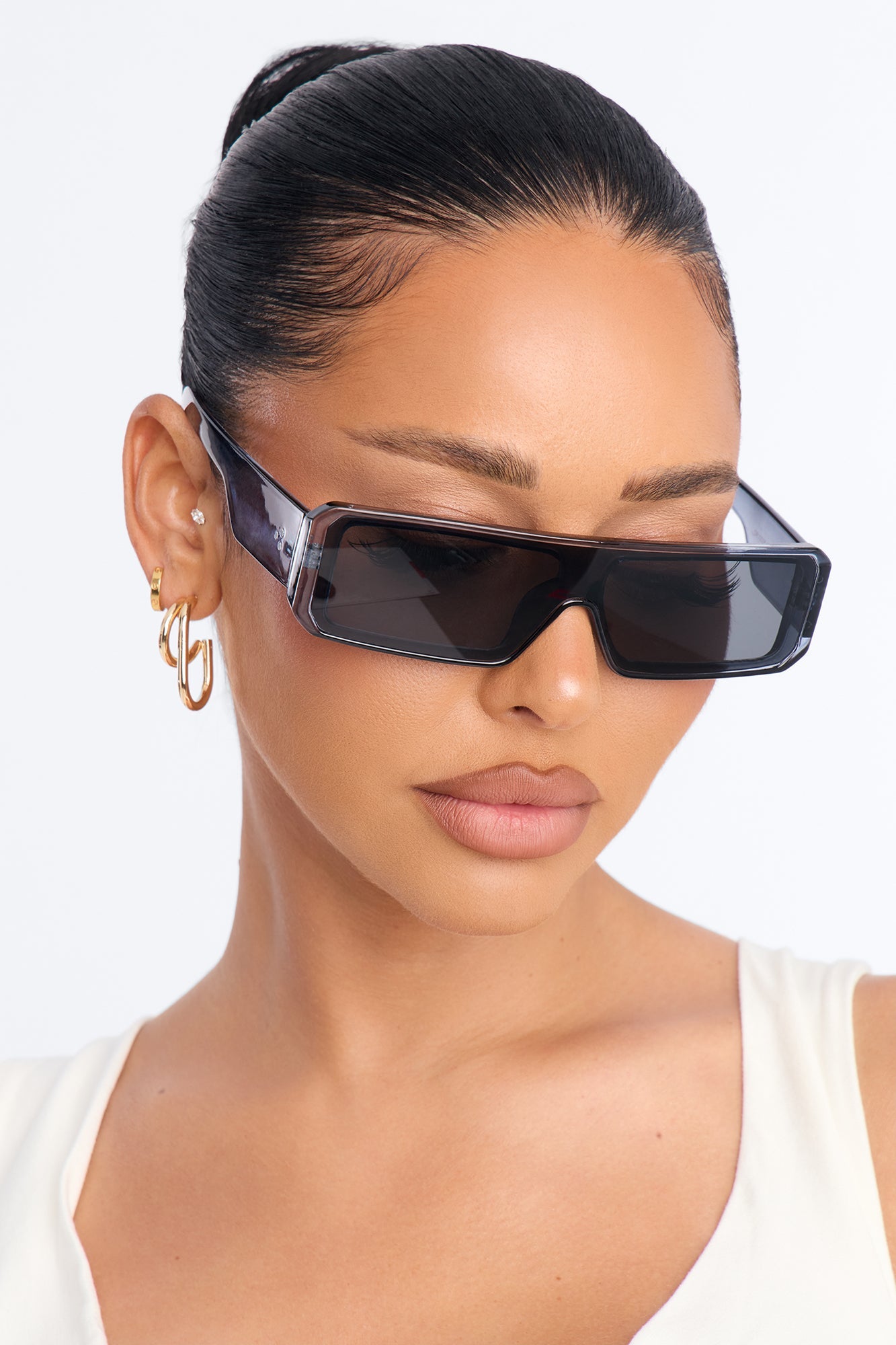 Sassi Square Sunglasses - Grey