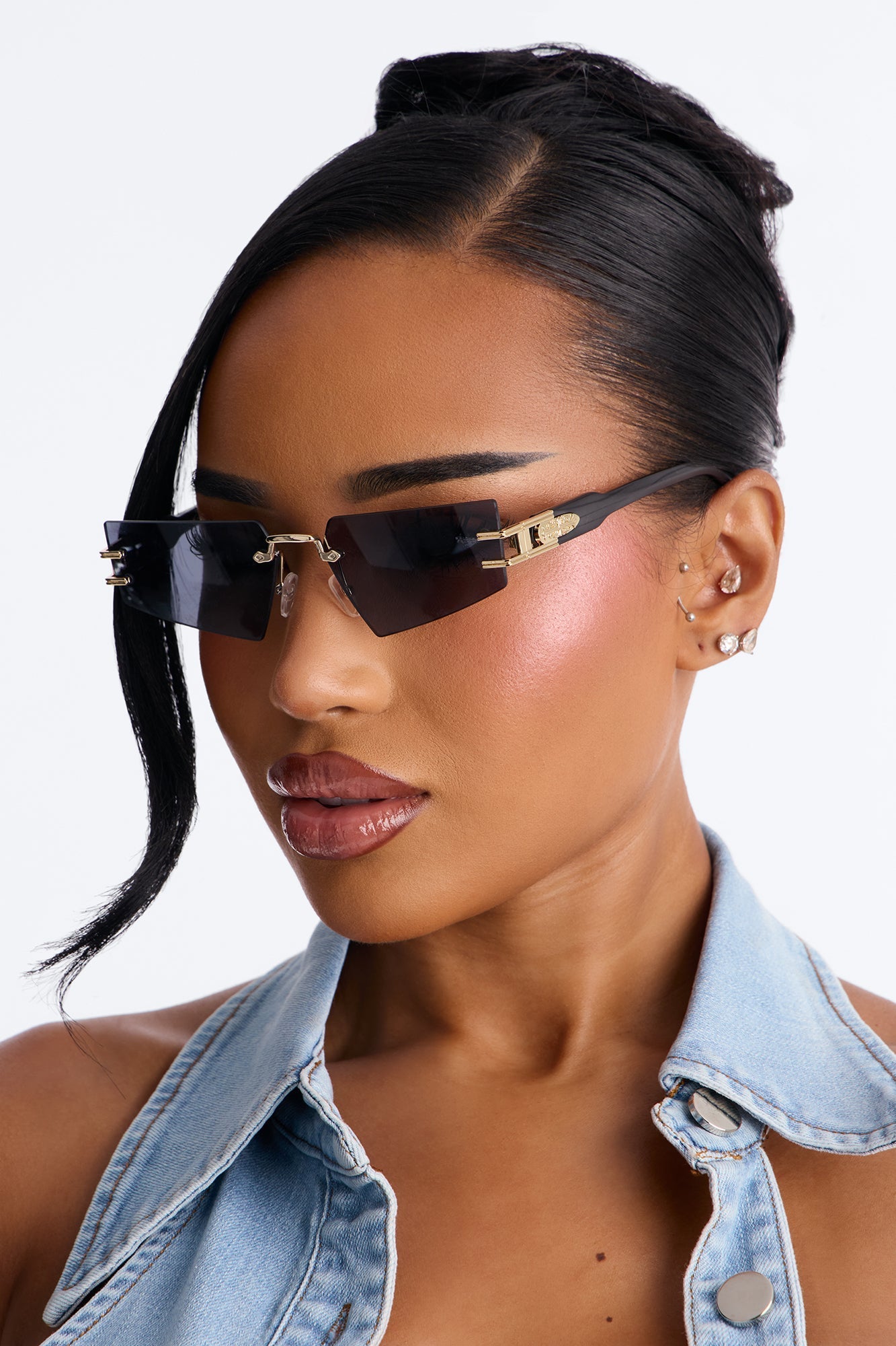 Nothing Compares Sunglasses - Black NEWFASHIONEDGE
