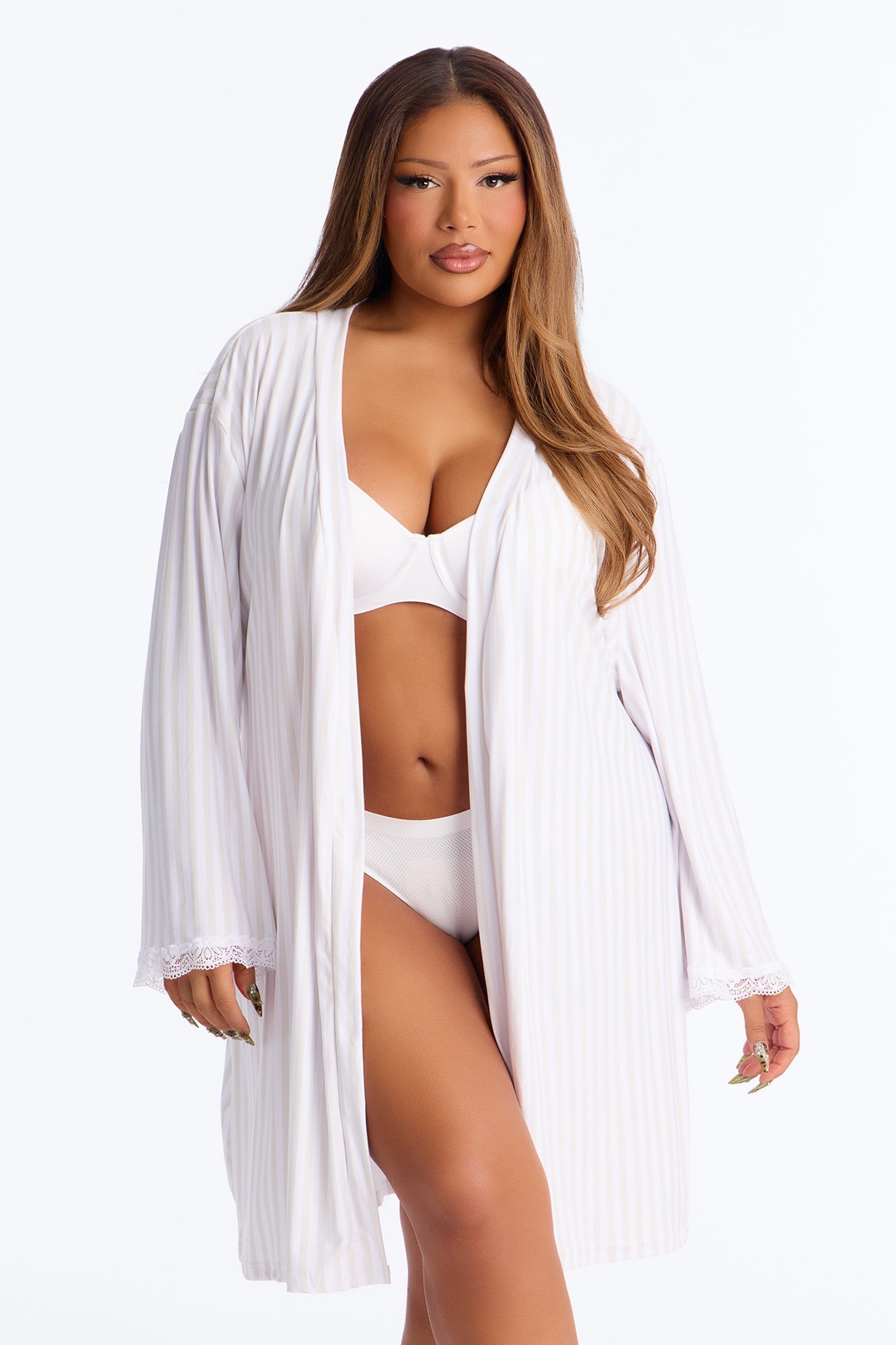 Mrs. Robe - White