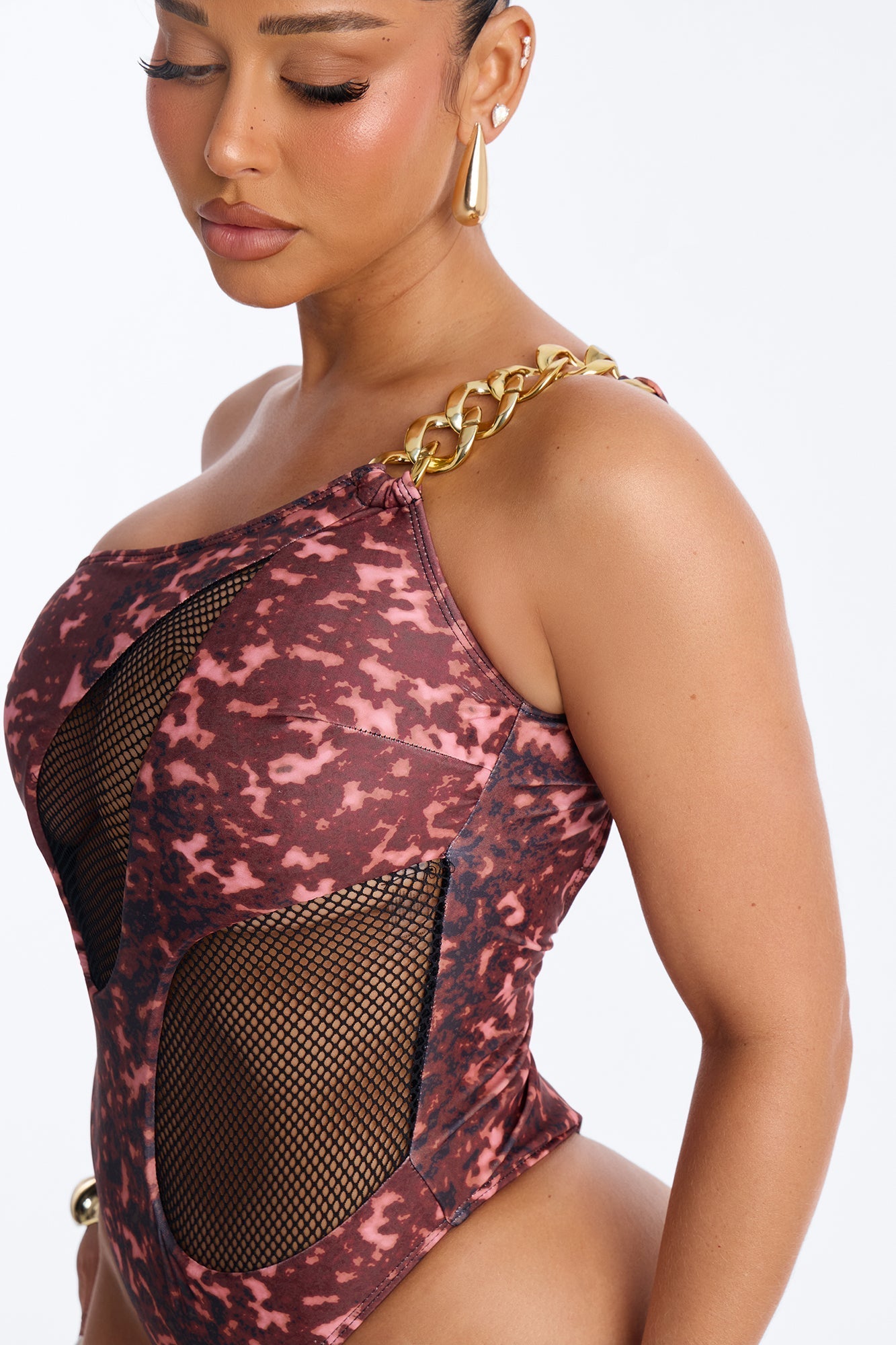 Shore Love Everything Hardware Chain Strap Fishnet Cutout 1 Piece Swimsuit - Burgundy